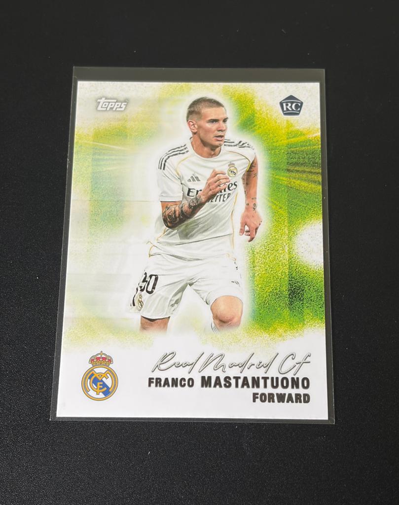 Topps - Real Madrid - Franco Mastantuono, Verzenden, Zo goed als nieuw, Buitenlandse clubs, Poster, Plaatje of Sticker