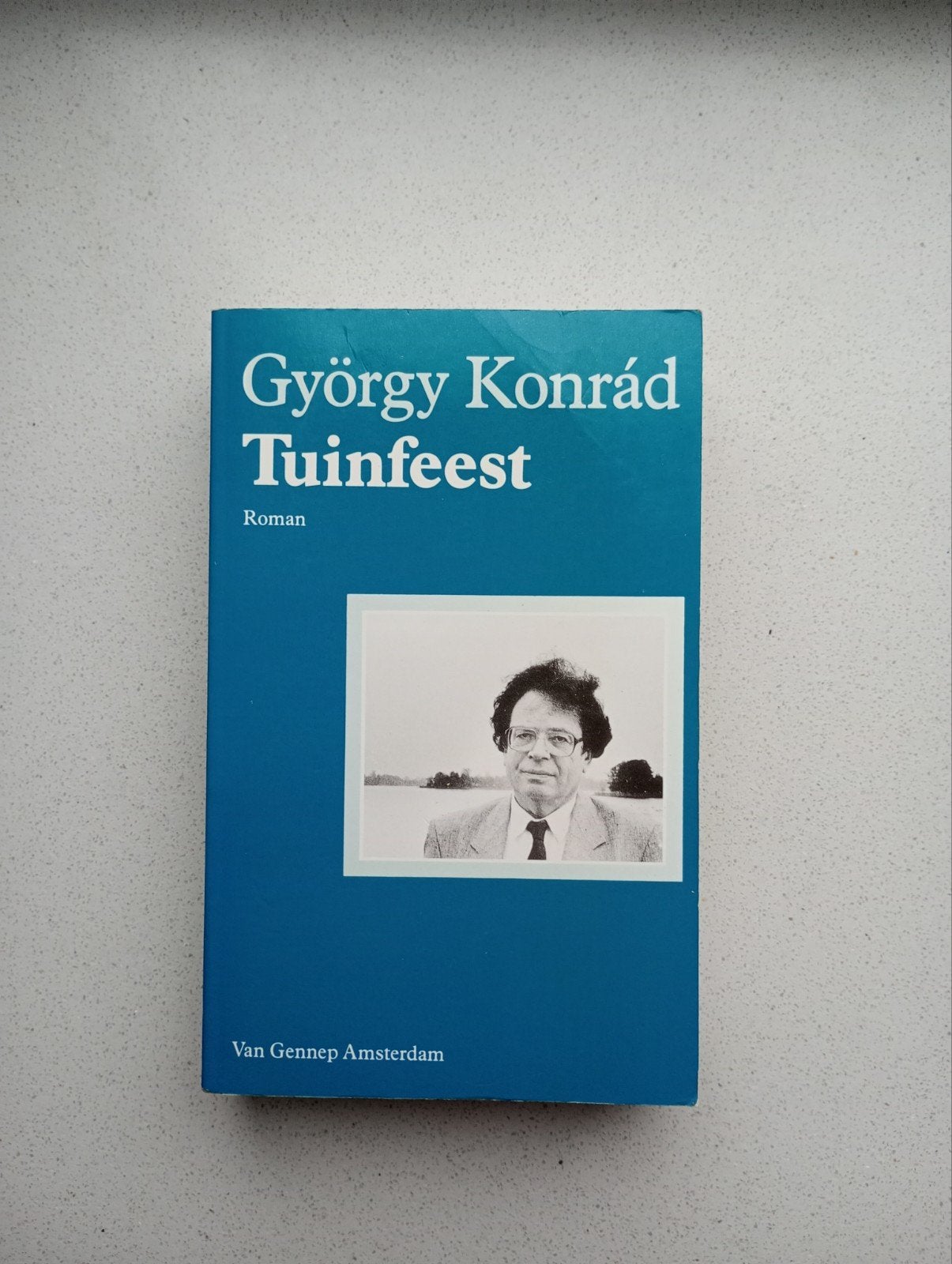 Tuinfeest - György Konrád, Boeken, Ophalen of Verzenden, Gelezen