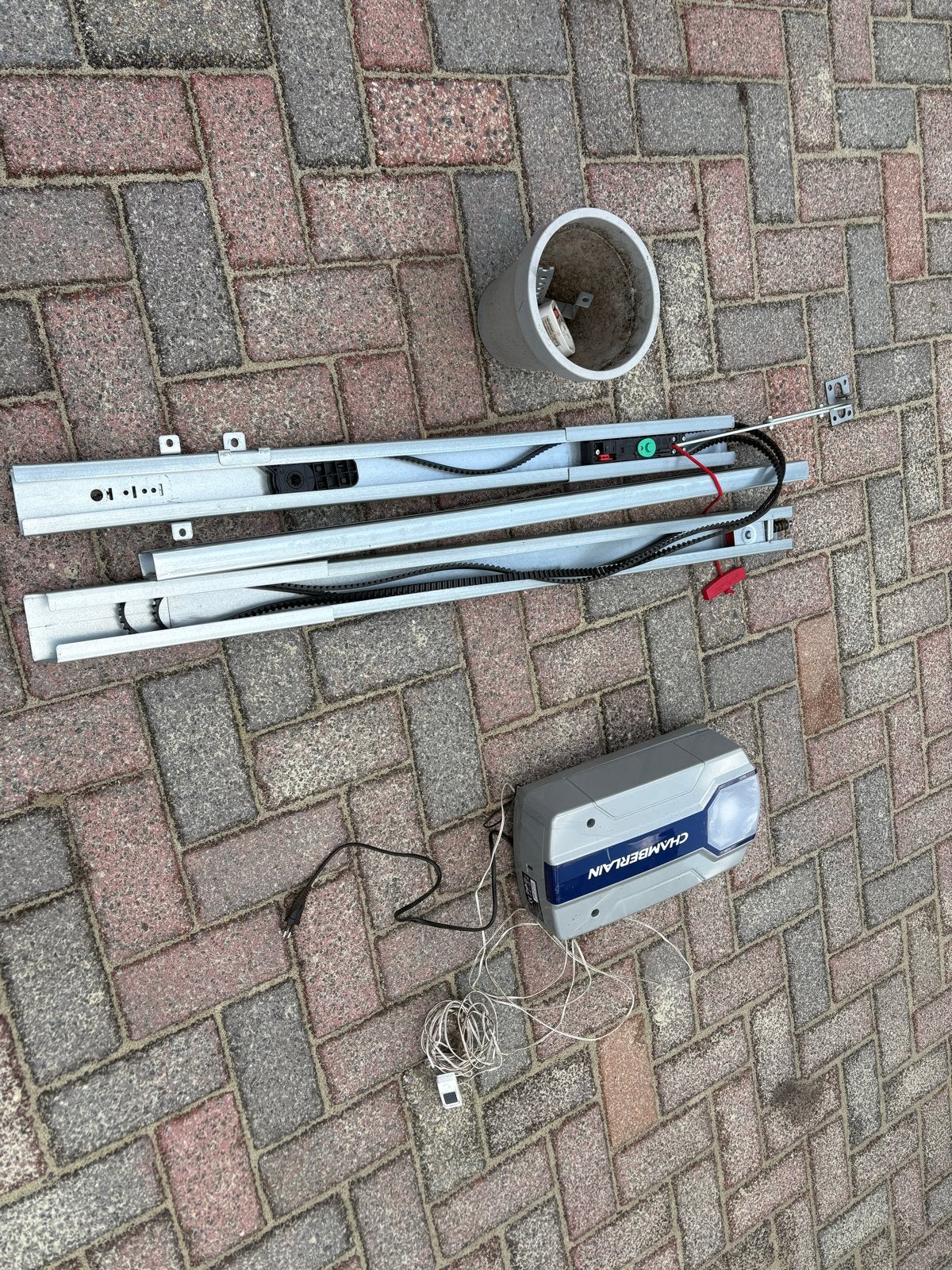 Chamberlain Garagedeuropener - Goed werkend, Doe-het-zelf en Verbouw, Ophalen, Gebruikt, Garagedeur