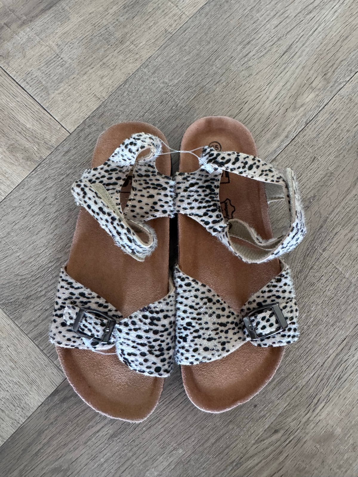 Nieuwe Meisjes Tijger Sandalen Maat 35, Ophalen of Verzenden, Nieuw, Meisje, Schoenen
