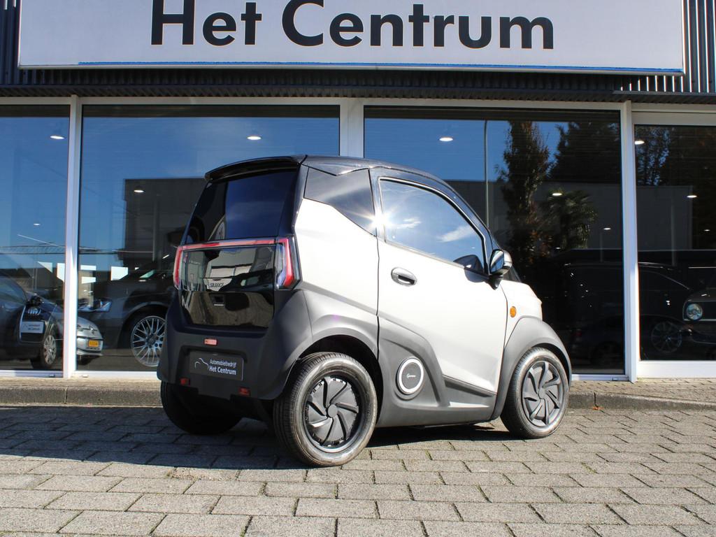 Silence S04 elektrische Citycar 90km/u PRIJS MET KOOP BATTER, Auto's, Overige Auto's, Automaat, Multifunctioneel stuurwiel, Zilver of Grijs