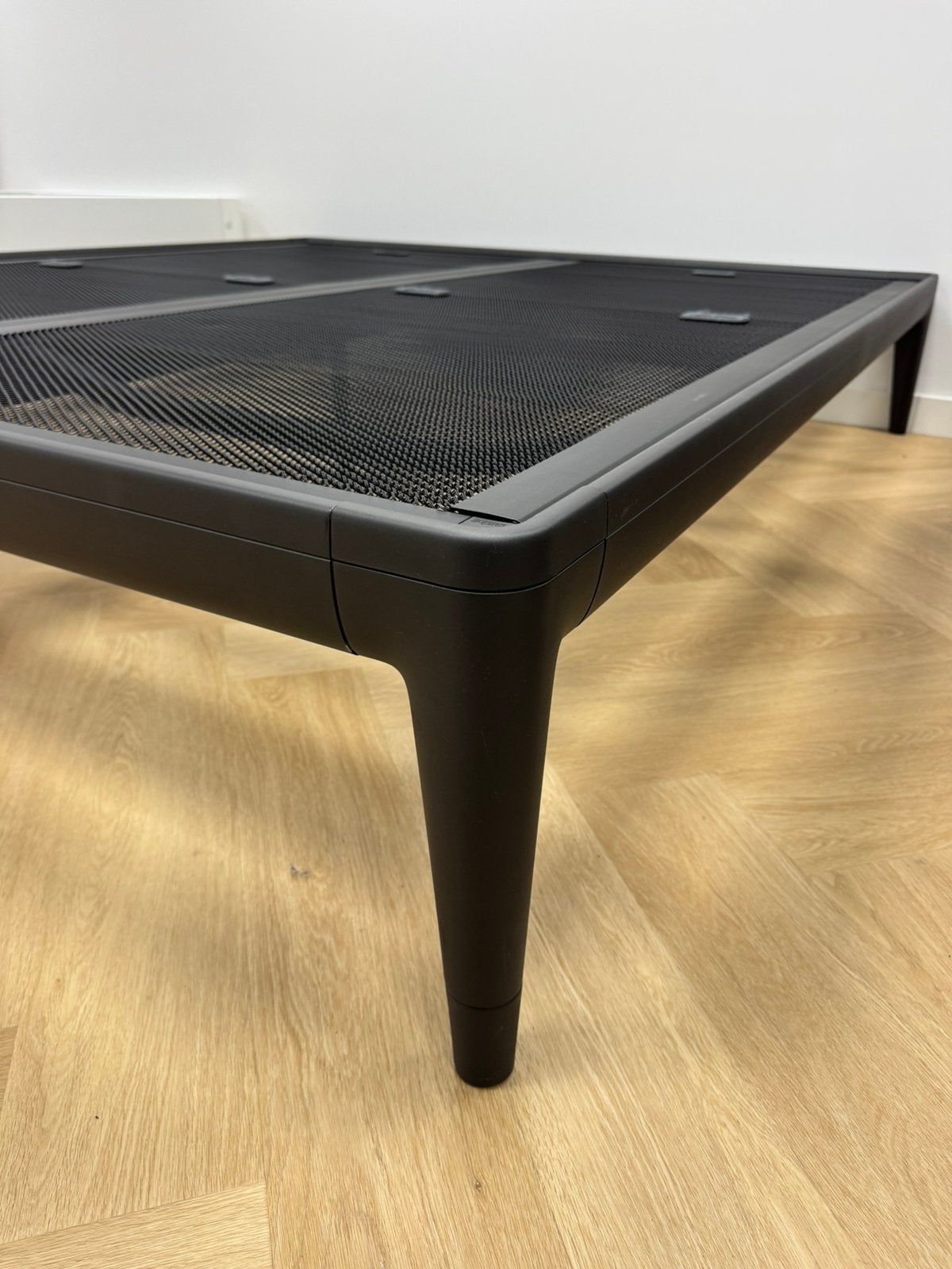 Showroommodel: Auping Essential 180x210 Deep Black (-50%!), Huis en Inrichting, Slaapkamer | Bedden, BeddenHal, Tweepersoons, Ophalen of Verzenden