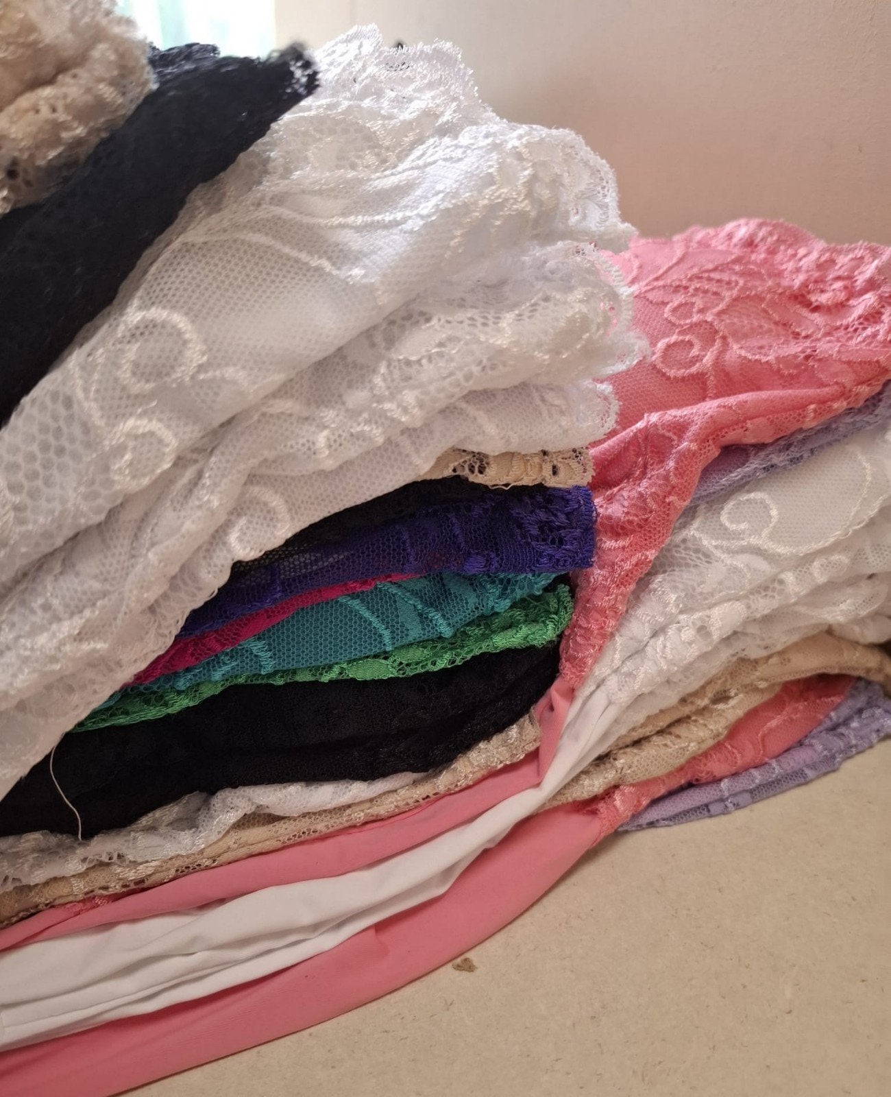 Partij bh tops met kant en uitneembare vulling €0,75 p.st., Kleding | Dames, Overige kleuren, ., Ophalen of Verzenden, BH