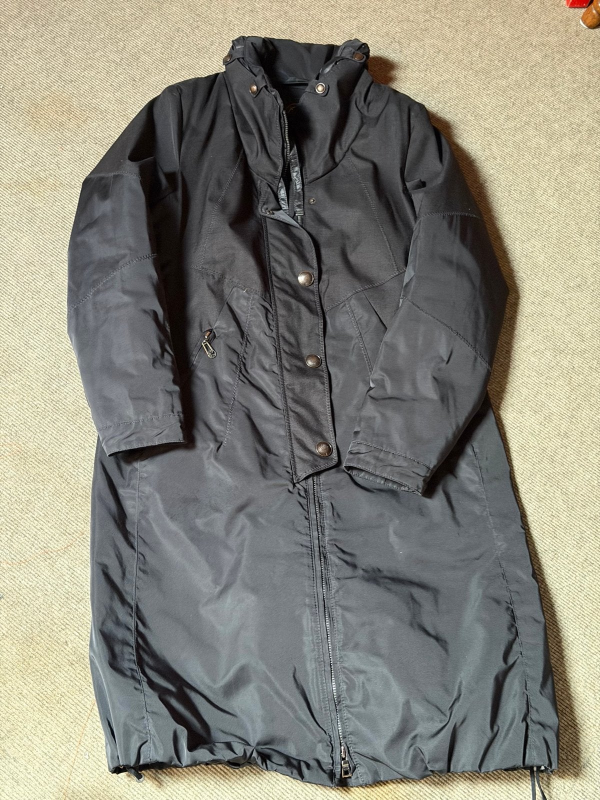 Creenstone lange zwarte winterjas, maat 40, Kleding | Dames, Ophalen of Verzenden, Zo goed als nieuw, Maat 38/40 (M), Zwart
