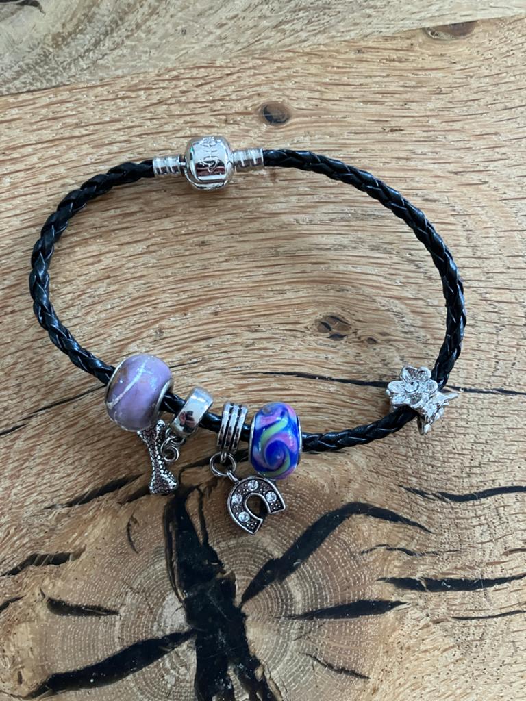 Pandora Zwarte leren armband met bedels, Pandora, Ophalen of Verzenden, Zo goed als nieuw, Zilver