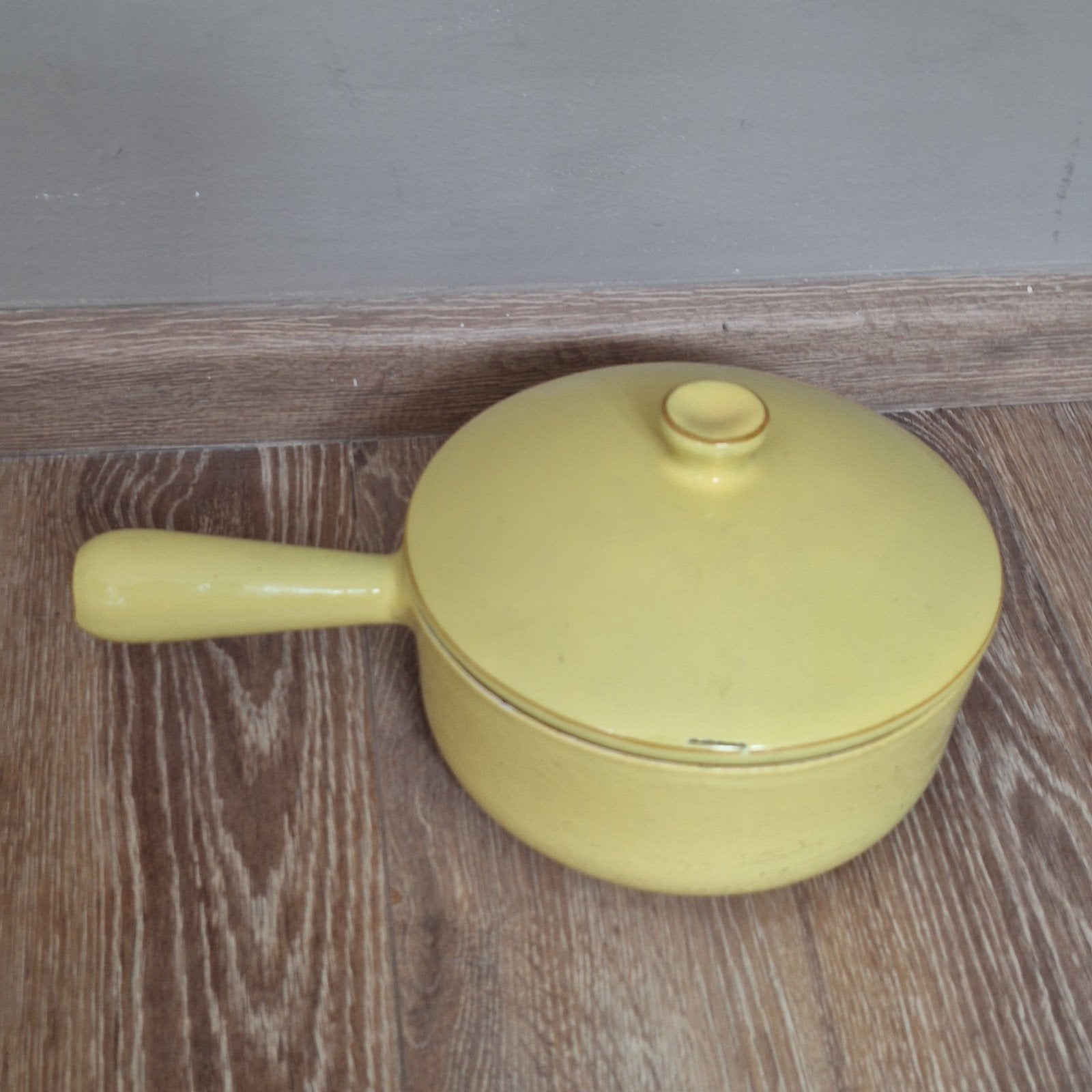 DRU Steelpan geel emaille pan gietijzer, Ophalen of Verzenden, Gebruikt, Gietijzer, Kookpan of Snelkookpan