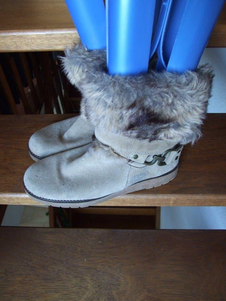 Bjorn Borg zgan beige suede bontlaarsjes maat 38, Beige, Ophalen of Verzenden, Bjorn Borg, Sneakers of Gympen