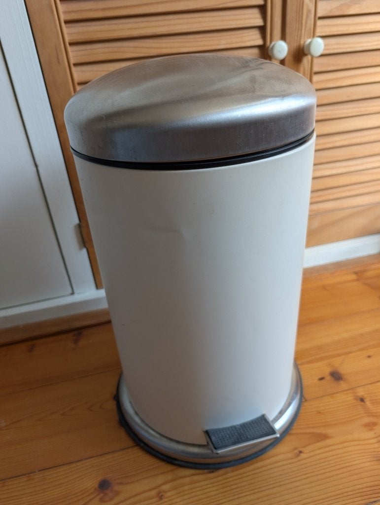Pedaalemmer met RVS deksel, Ophalen, Gebruikt, Met pedaal, Minder dan 10 liter