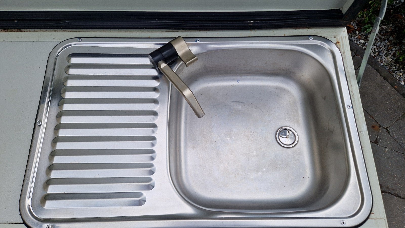 kookplaat en wasbak met kraan camper caravan, Ophalen, Gebruikt