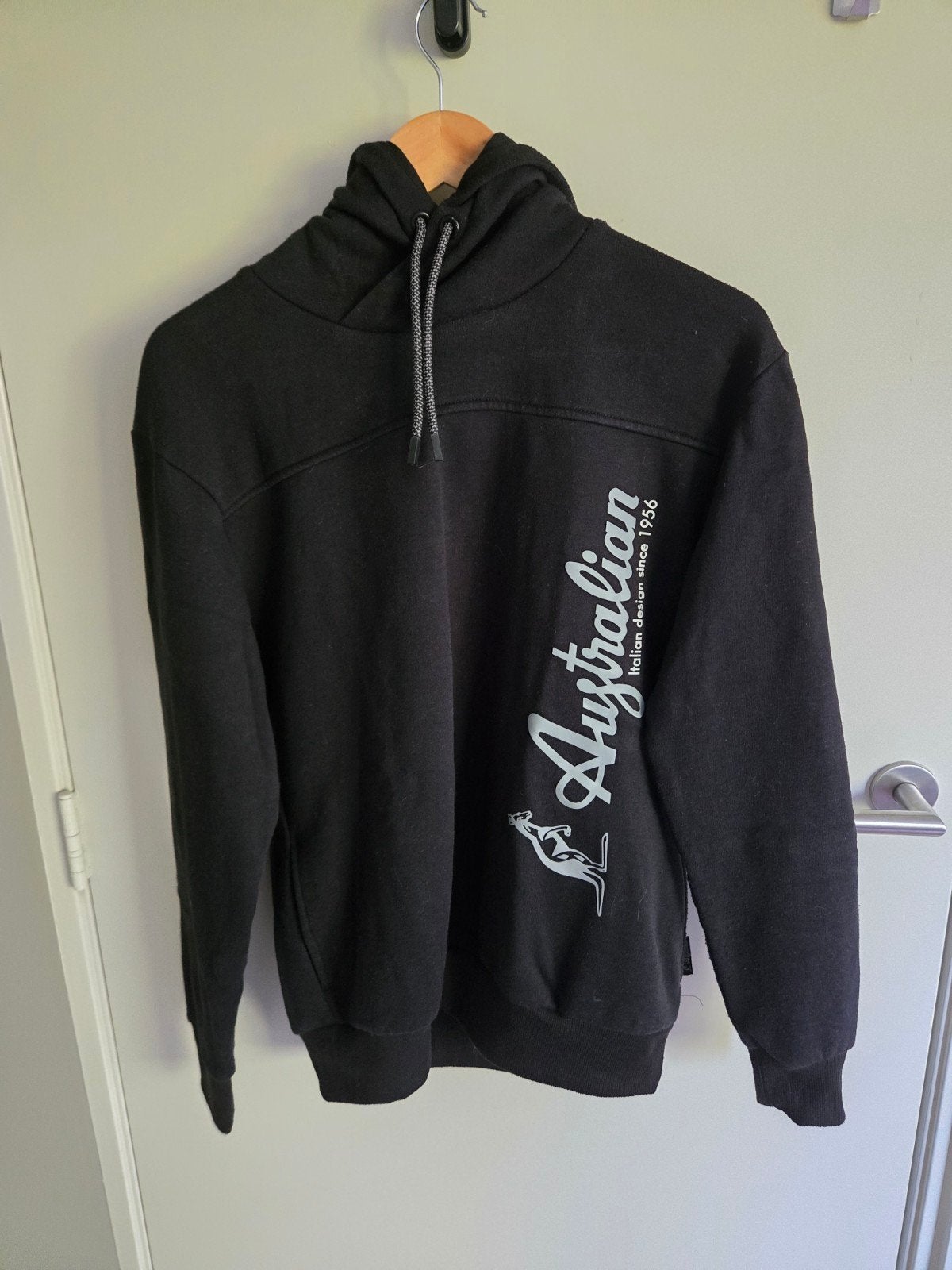 Zwarte Australian hoodie met logo, Kleding | Heren, Truien en Vesten, Ophalen of Verzenden