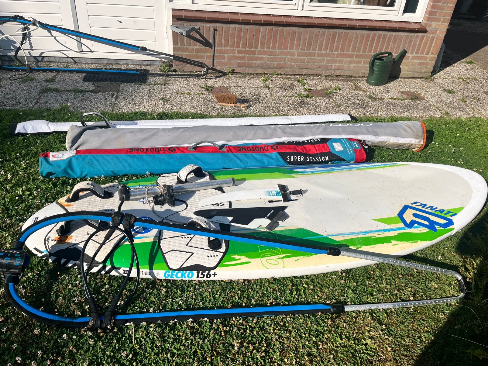 Complete windsurfset duotone/fanatic, Watersport en Boten, Windsurfen, Gebruikt, Complete set, Duotone, Met vin(nen), Met draagtas