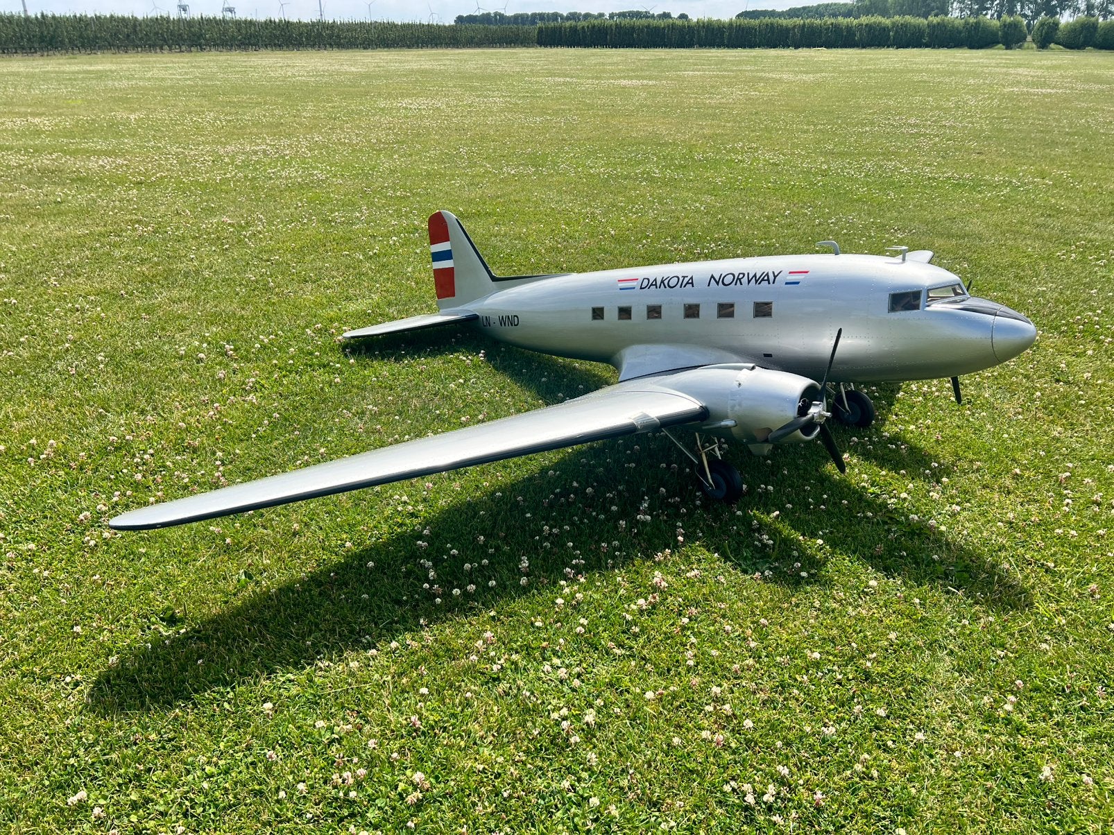 DC-3 Dakota 3,2m Vliegklaar, Ophalen, Zo goed als nieuw, Elektro, RTF (Ready to Fly)