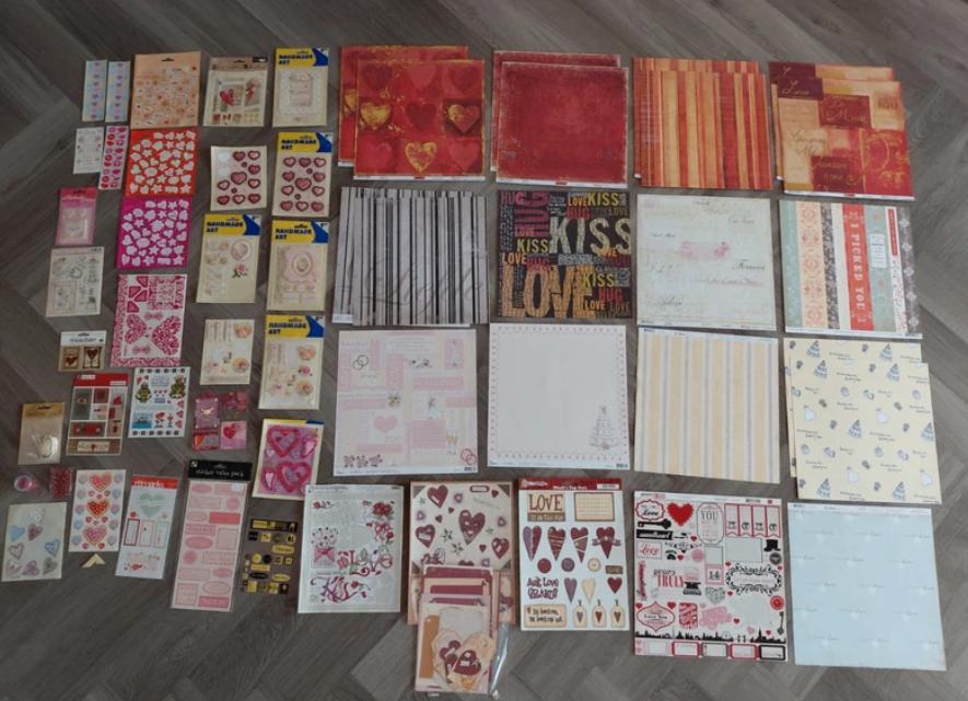 Groot scrapbook pakket liefde / trouwen met 30x30 papier, Hobby en Vrije tijd, Scrapbooking, Zo goed als nieuw, Papier of Karton
