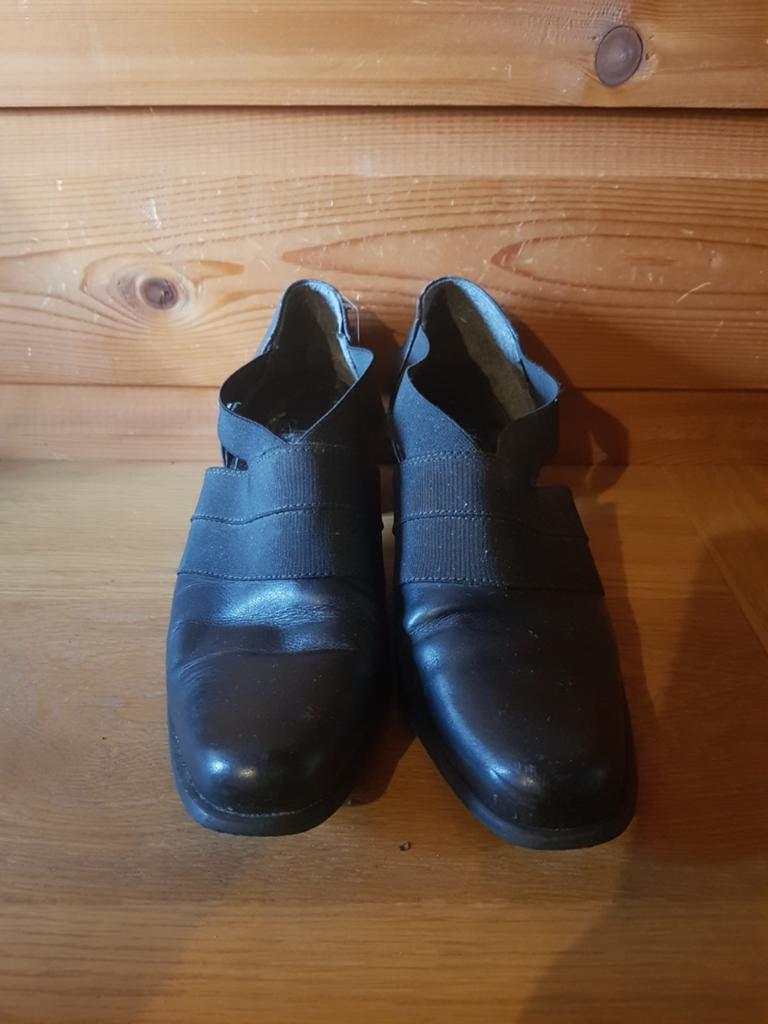 Zwart leren Difirenze dames pumps - maat 39, Ophalen of Verzenden, Zwart