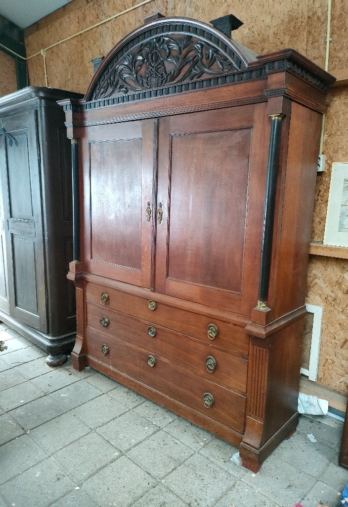 Antieke kast kabinet deels demontabel eiken 1800 tv 72 inch, Antiek en Kunst, Ophalen