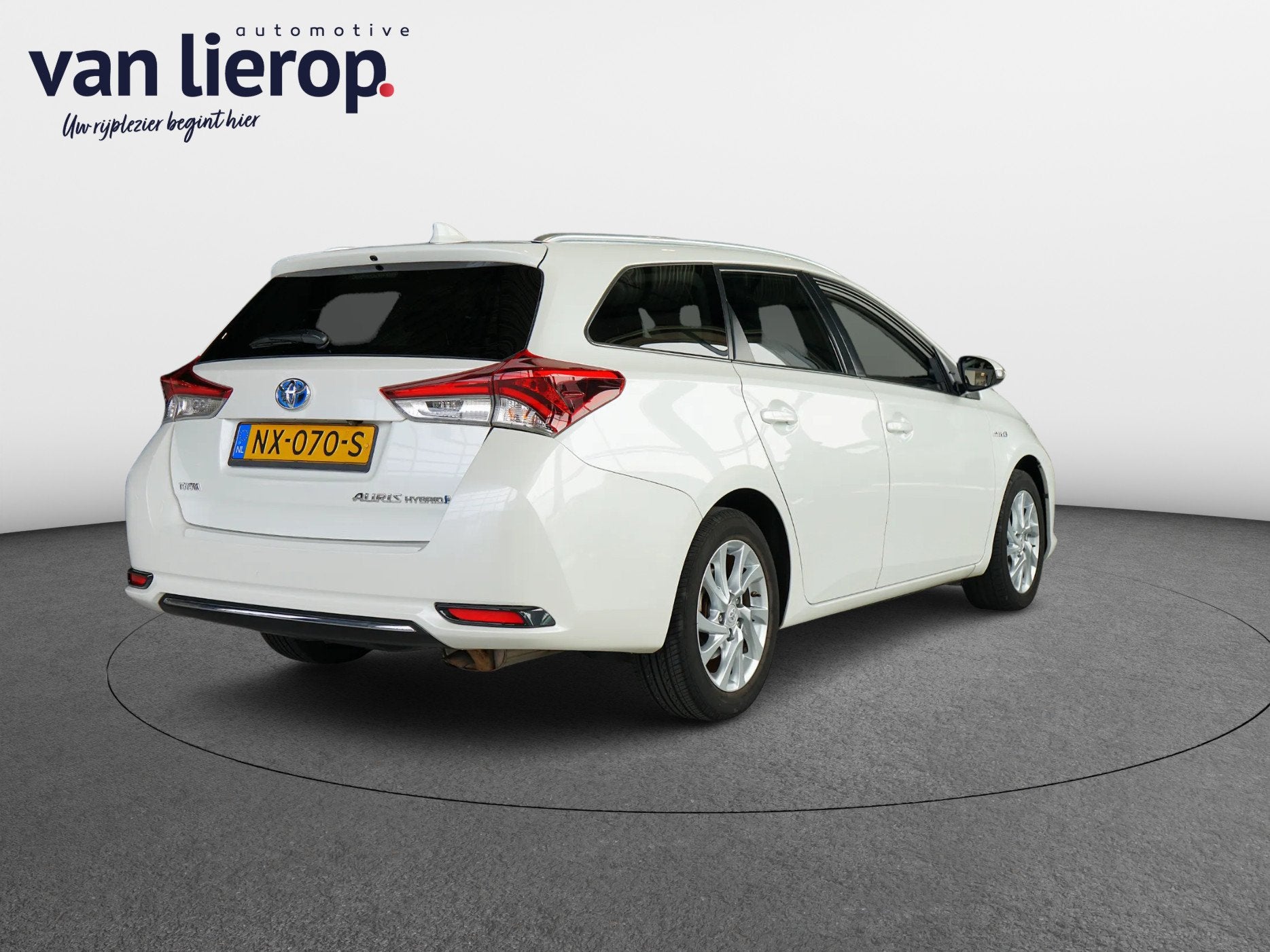 Toyota Auris Touring Sports 1.8 Hybrid Trend|DEALER-ONDERHOU, Gebruikt, Euro 6, Wit, Origineel Nederlands
