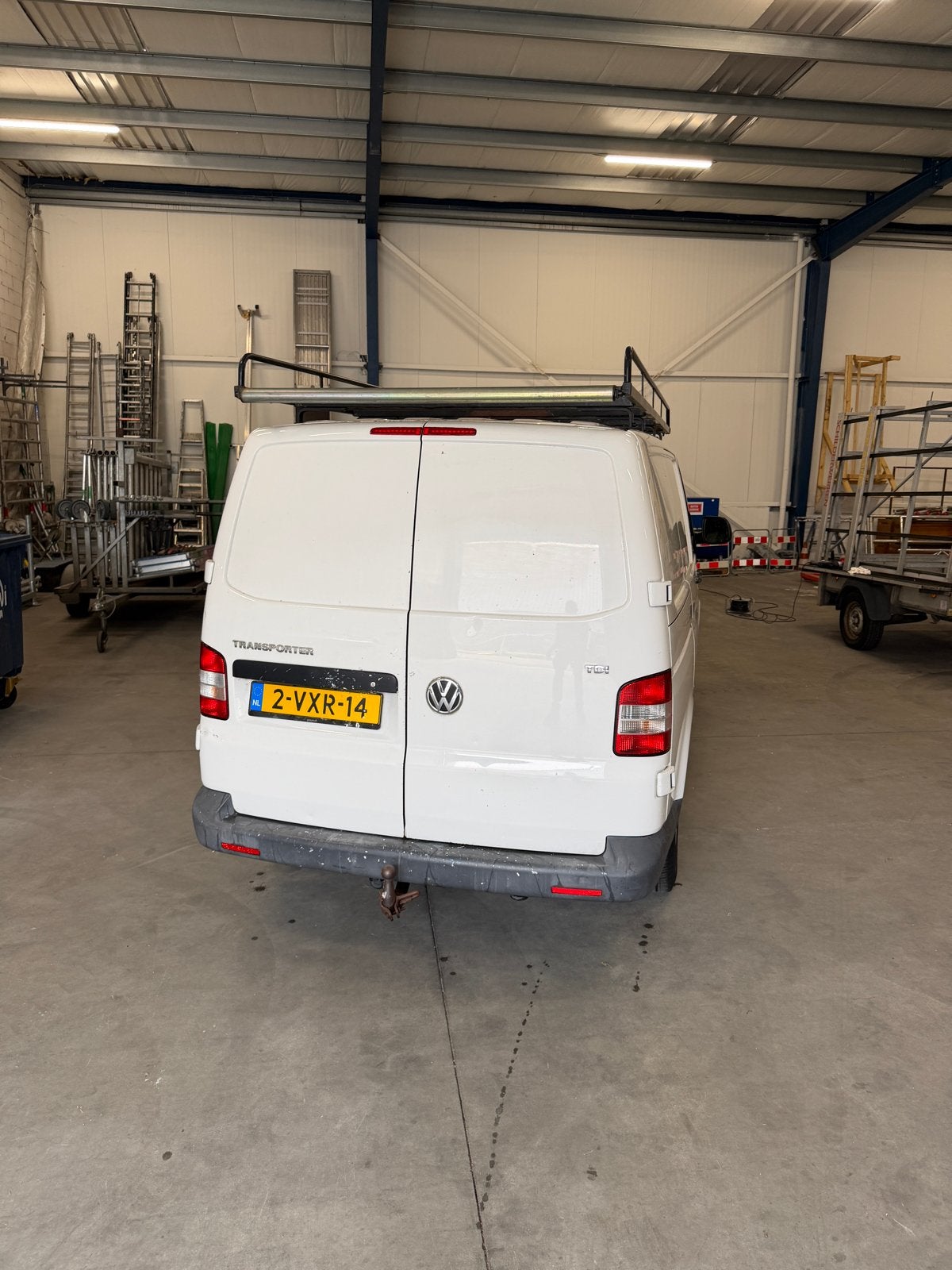 Volkswagen Transporter 2.0 D 75KW 2011, Auto's, Voorwielaandrijving, Volkswagen, Leder en Stof, Wit