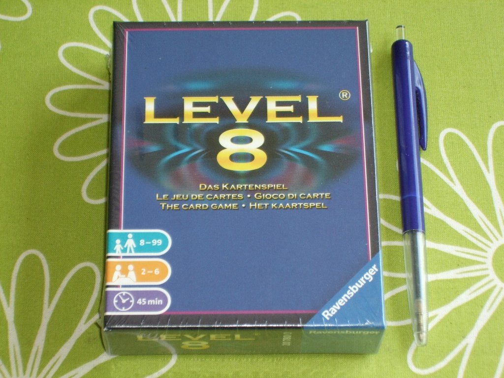Nieuw in seal: Level 8 - het kaartspel, Vijf spelers of meer, Ophalen of Verzenden, Nieuw