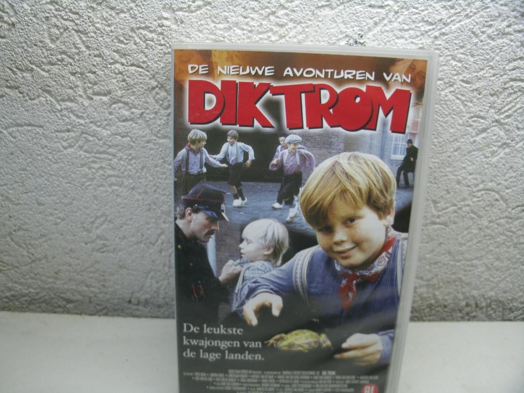 vhs 31a dik trom de nieuwe avonturen, Cd's en Dvd's, VHS | Kinderen en Jeugd, Alle leeftijden, Ophalen of Verzenden, Zo goed als nieuw