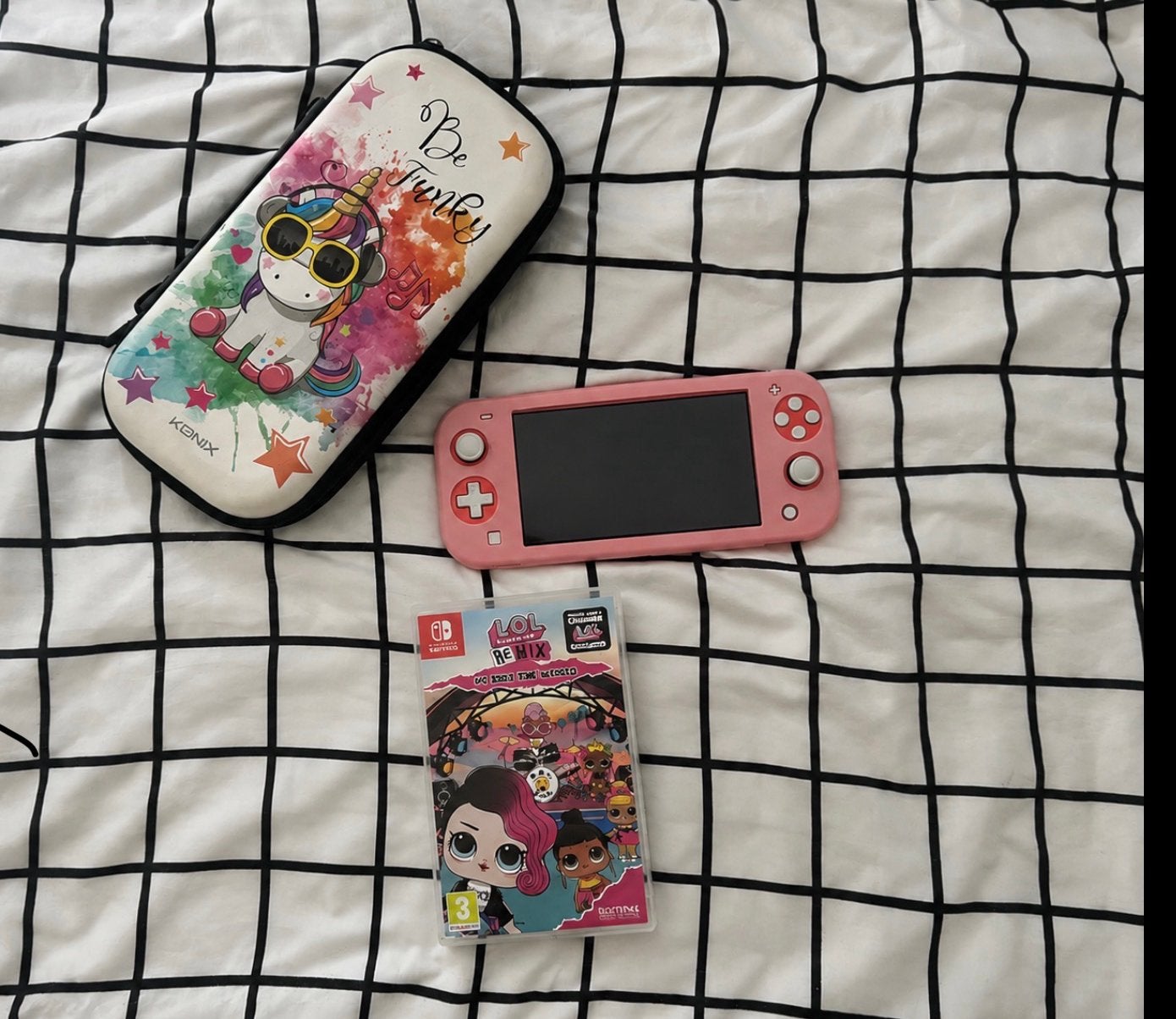 Nintendo Switch Lite roze met game en hoesje, Spelcomputers en Games, Spelcomputers | Nintendo Switch Lite, B, Ophalen of Verzenden