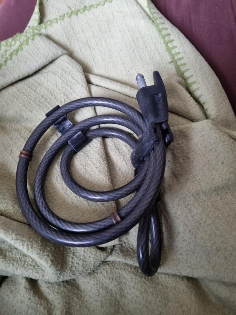 Kabel insteekslot Axa gebruikt bieden, Fietsen en Brommers, Fietsaccessoires | Fietssloten, Ophalen of Verzenden, Gebruikt, Insteekslot