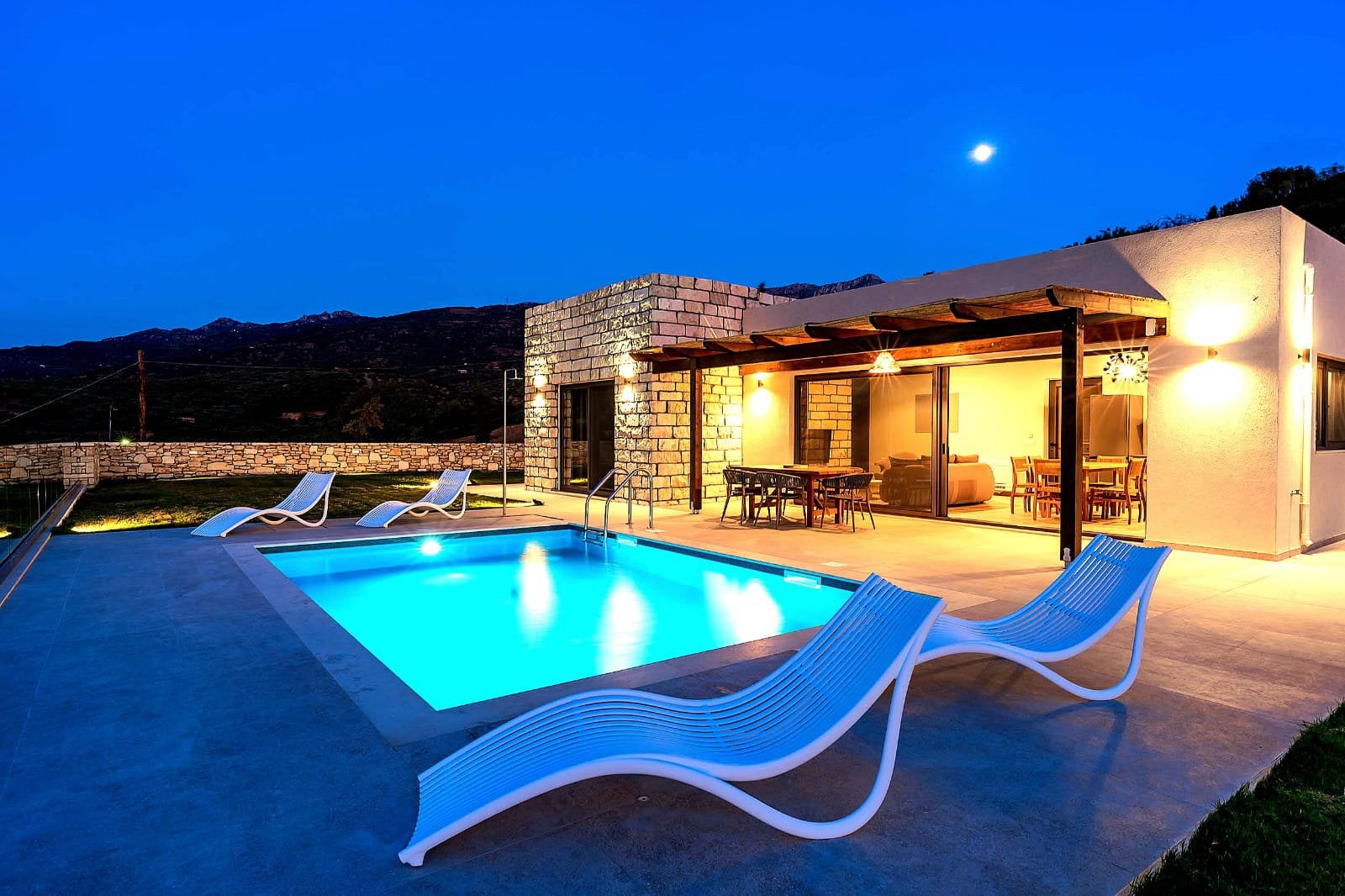 Prachtige Villa in Sitia Kreta.TE KOOP !!, Vrijstaande woning