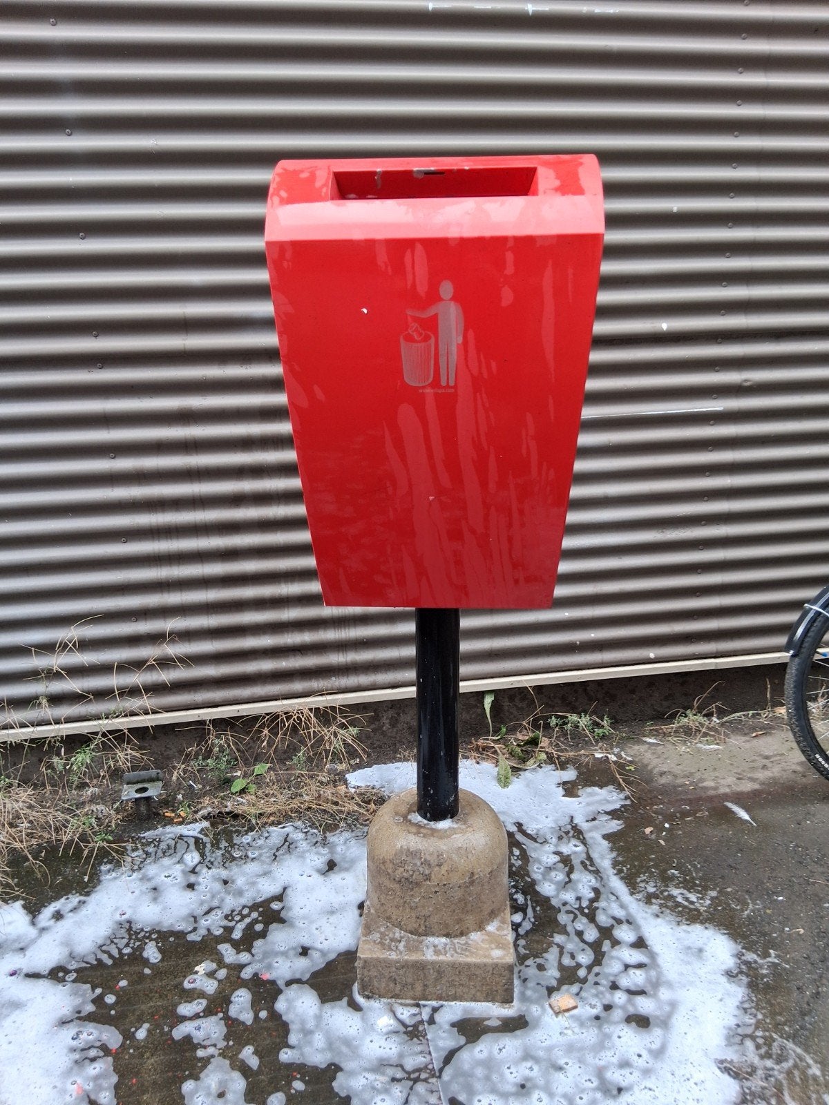 mooie Pelican 50 liter afvalbak compleet, Ophalen