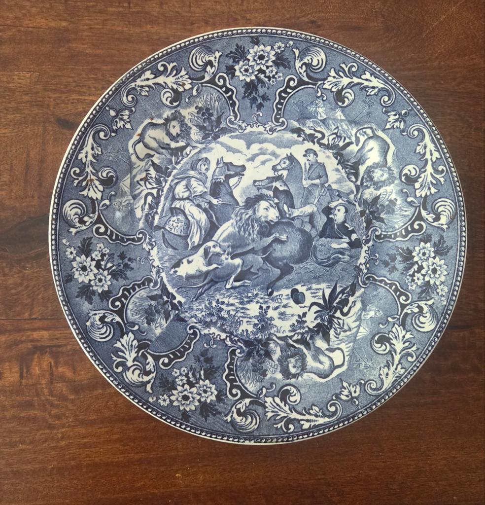 Société Céramique Maastricht wandbord Chasse au Lion 23cm, Antiek en Kunst, Ophalen of Verzenden