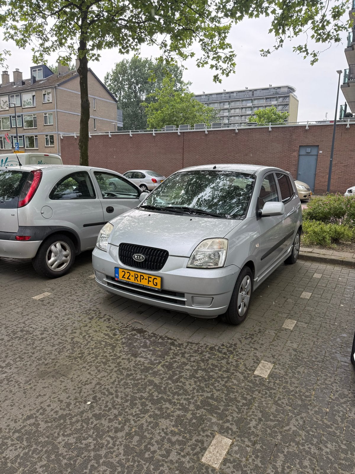 Kia Picanto 1.0 2005 Grijs 191000km, Auto's, Voorwielaandrijving, 836 kg, 31 €/maand, 4 cilinders