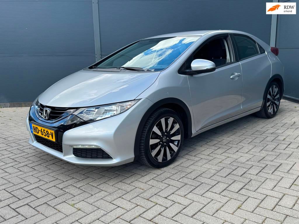 Honda Civic 1.4 Comfort / Facelift / Led, Euro 5, Gebruikt, 4 cilinders, Handgeschakeld