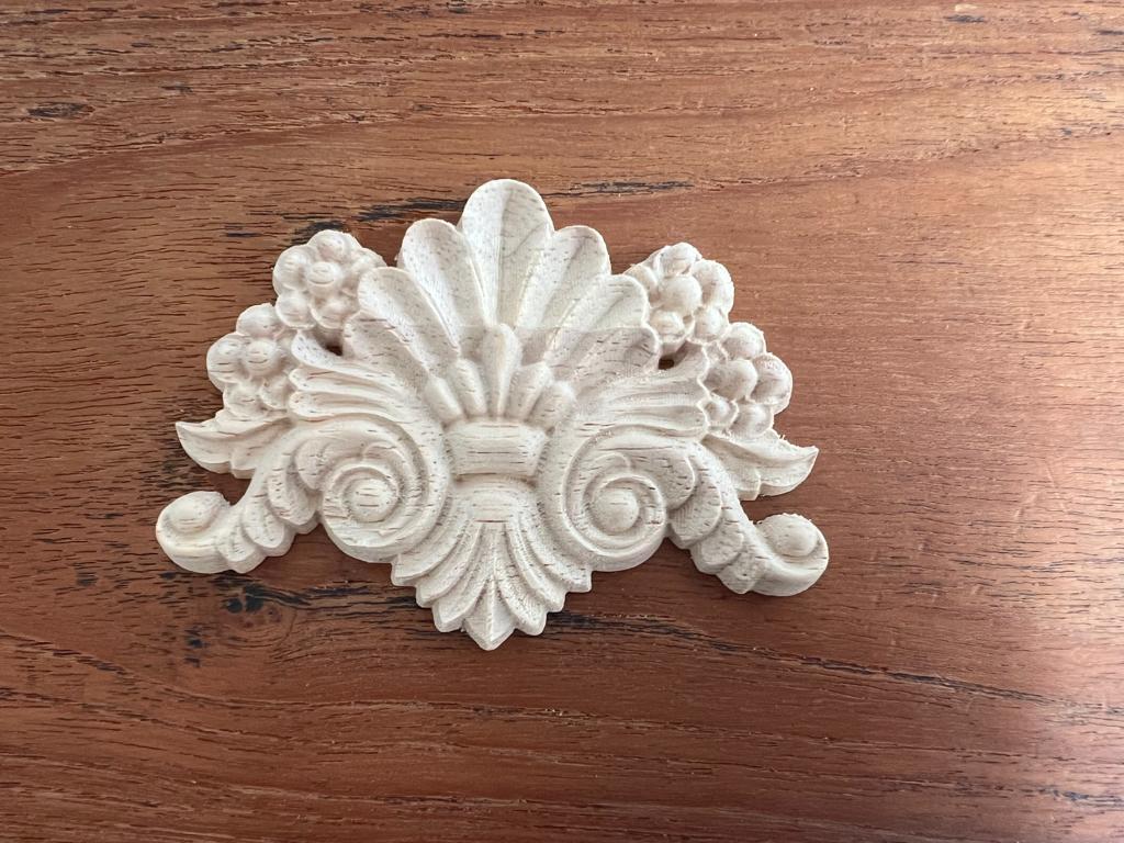 houtsnijwerk ornament applique brocante met bloemen console, Huis en Inrichting, Brocante, Nieuw, Ophalen of Verzenden, https://verburgtvintage.nl/#contact
