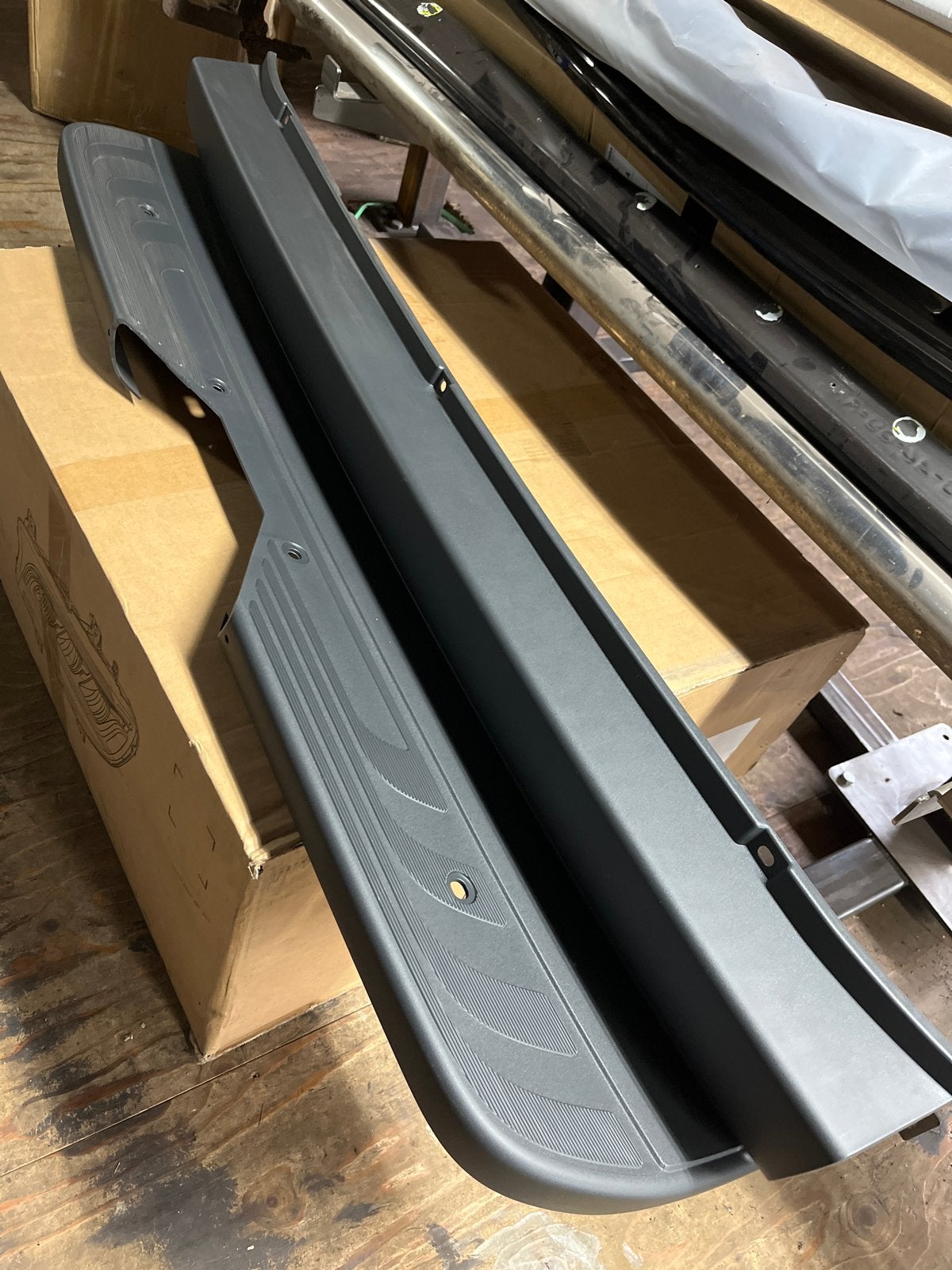 Nieuwe Mercedes Sprinter Bumper en Opstap A9078851300, Ophalen, Mercedes-Benz, Nieuw, Achter