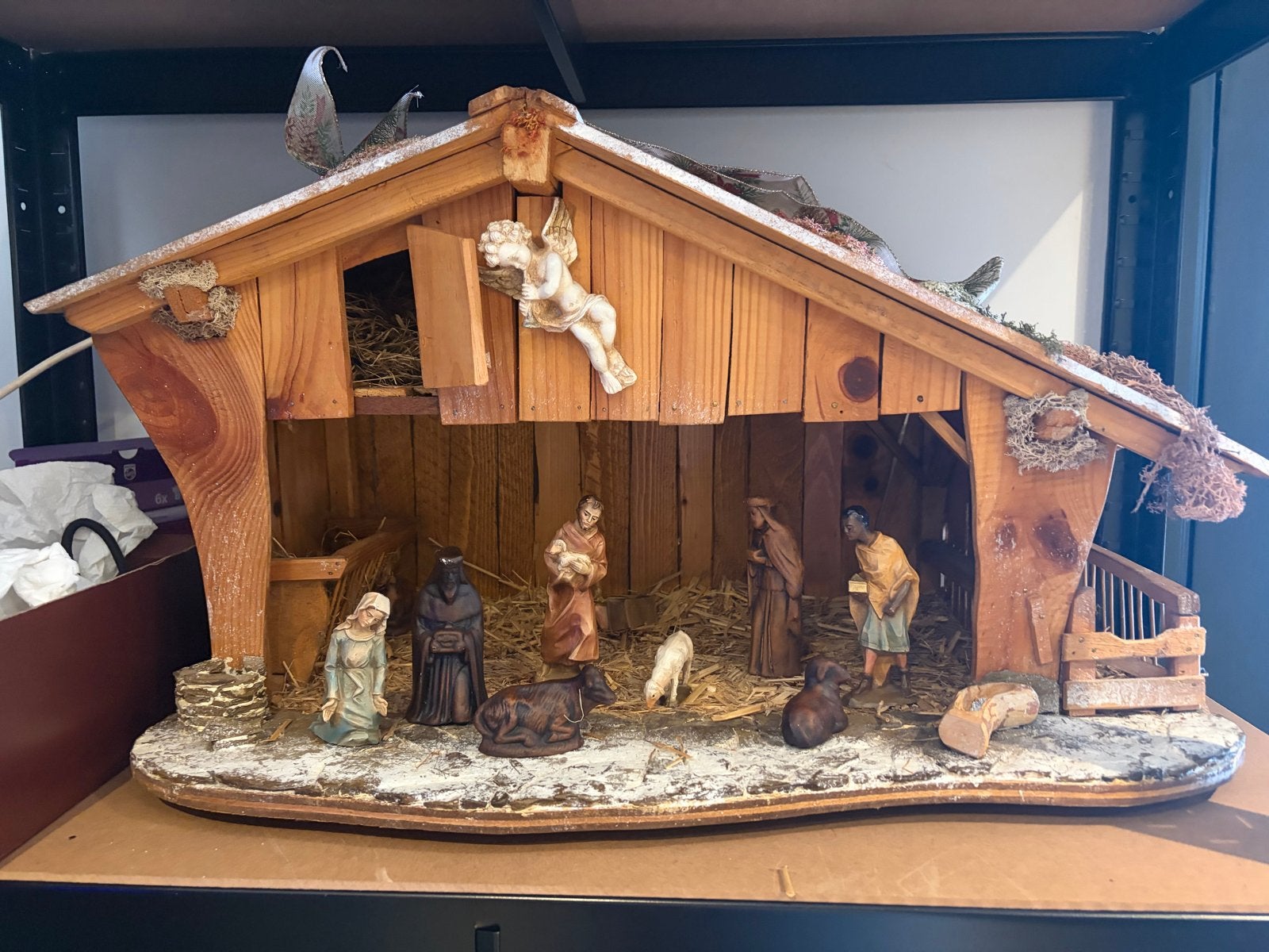Kerst stal met licht en alle attributen, Ophalen of Verzenden, Gebruikt