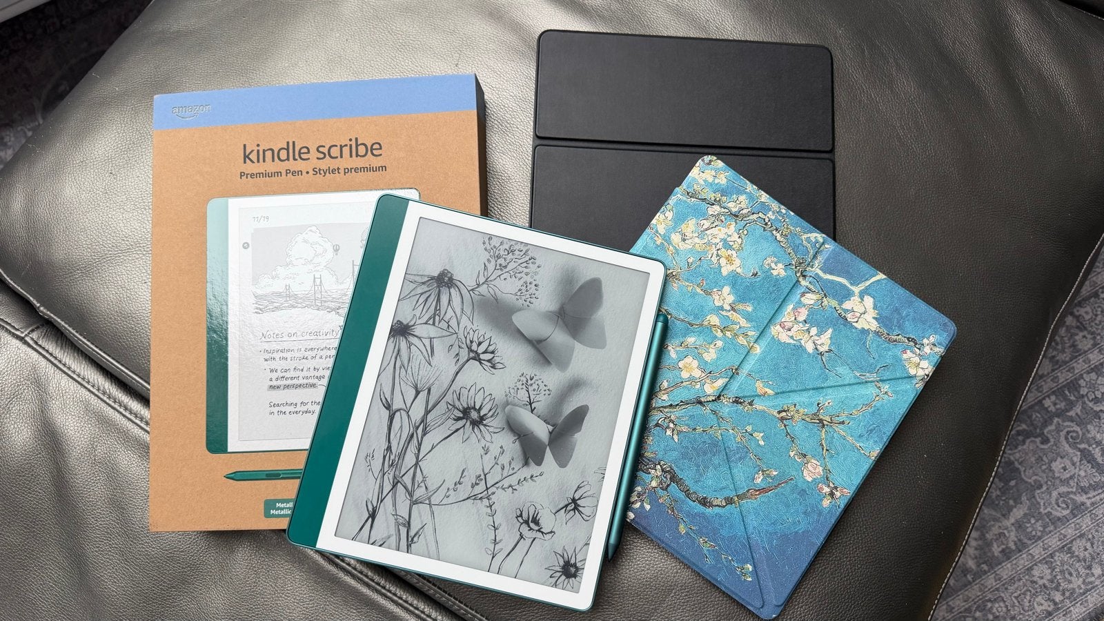 Amazon Kindle Scribe (2024) 64GB met Premium Pen en Hoes, Touchscreen, Nieuw, Ophalen of Verzenden, 10 inch of meer