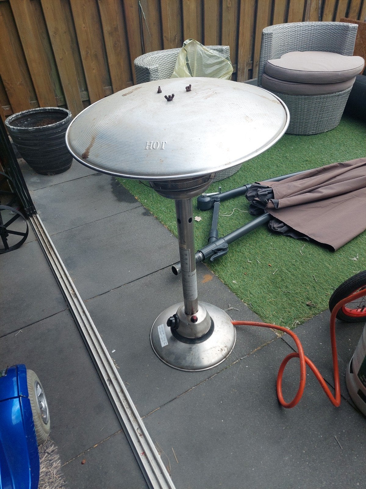 Terrasverwarmer op gas met gasfles, Ophalen, Gebruikt, Gas, Vloer