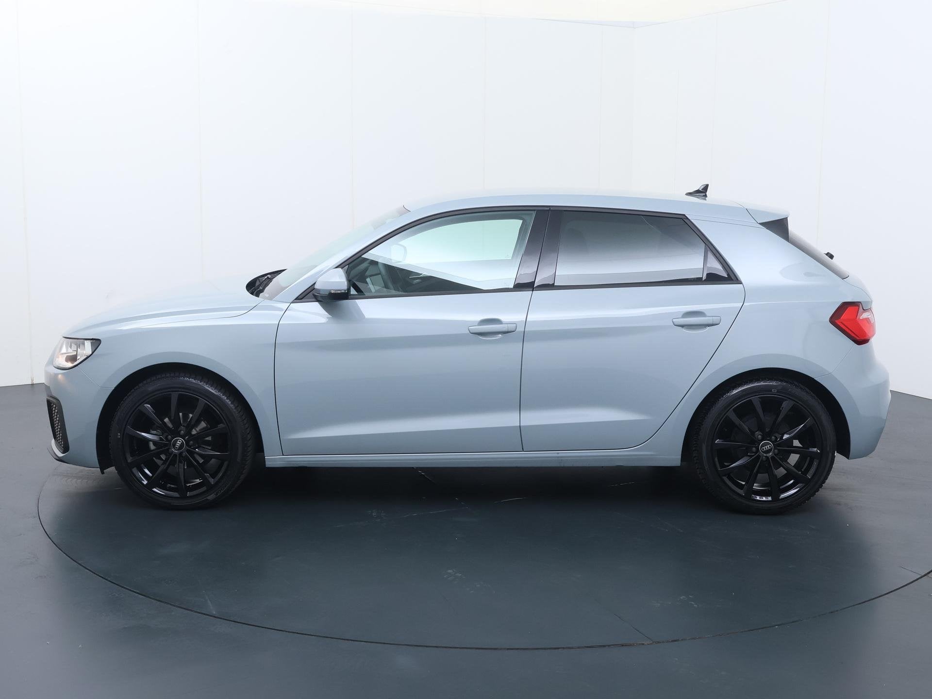 Audi A1 Sportback 25 TFSI Pro Line | 95 PK | Airco | Cruise, Auto's, Audi, Stof, 95 pk, Met garantie (alle), Origineel Nederlands