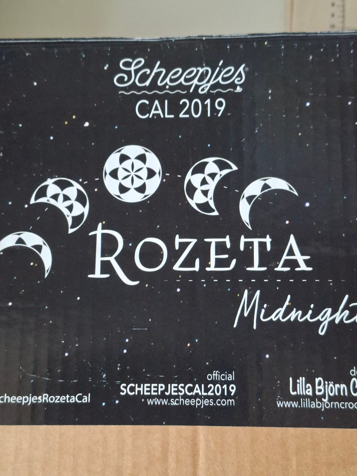 Rozeta cal 2019, Ophalen of Verzenden, Nieuw, Haken, Wol of Garen