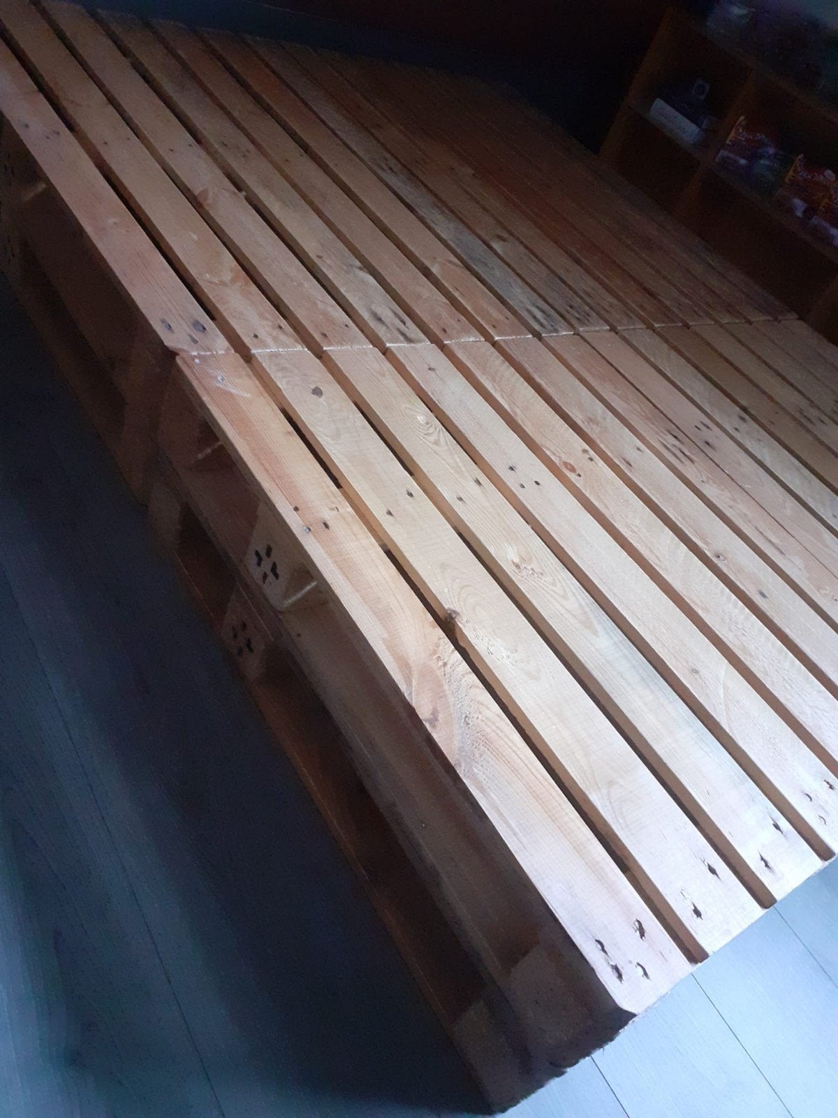 Houten Pallet Bedbodem 140cm - Geschuurd & Gelakt, Huis en Inrichting, Ophalen