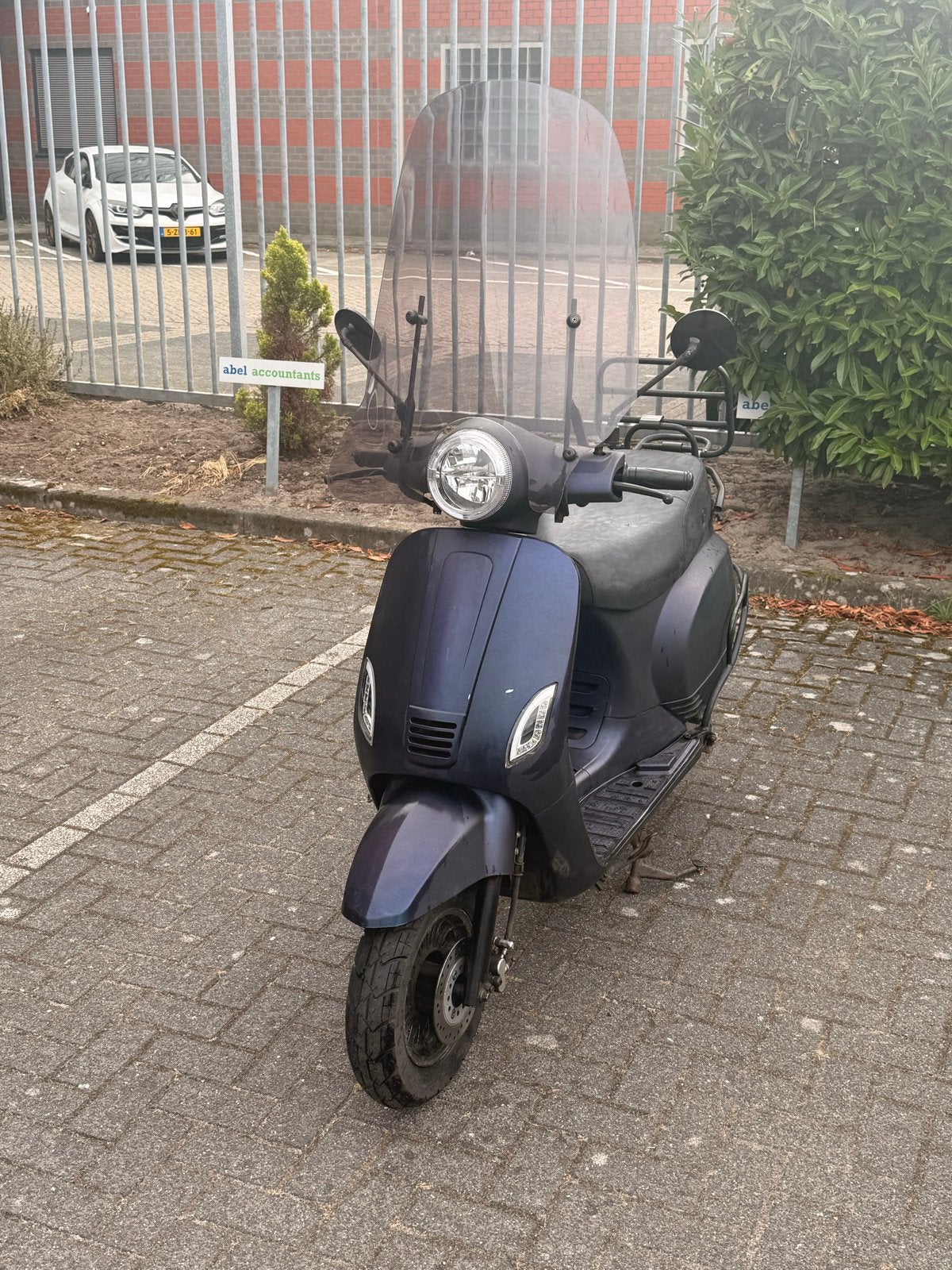 BTC RIVA scooter mat blauw uit 2020 | blauw kenteken, Fietsen en Brommers, Snorfietsen en Snorscooters, Gebruikt, Benzine, Ophalen