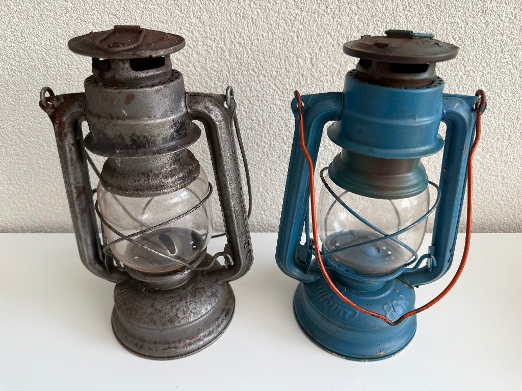 2 Vintage Tjechoslowaakse Meva 863 stormlampen (1974 & 1975), Ophalen of Verzenden