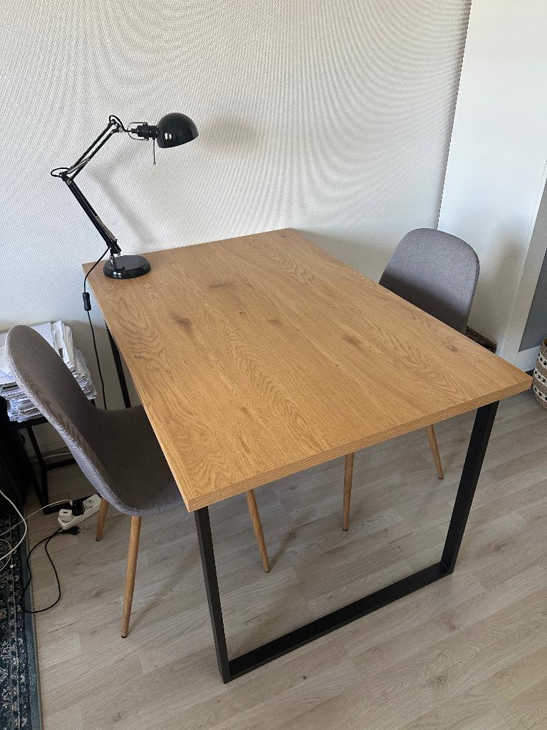 Dining table - 4 seat 120x80, Huis en Inrichting, 100 tot 150 cm, 50 tot 100 cm, Zo goed als nieuw, Vier personen