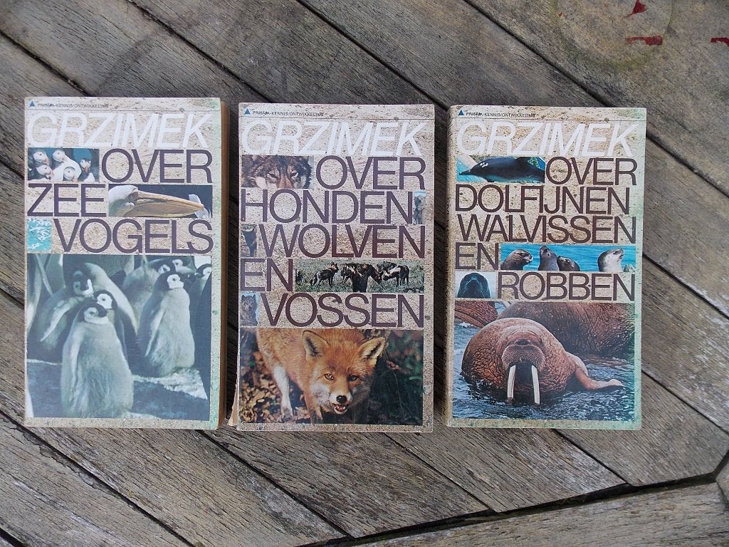 Grizmek boeken 4 stuks, Boeken, Dieren en Huisdieren, Ophalen of Verzenden, Gelezen, Honden