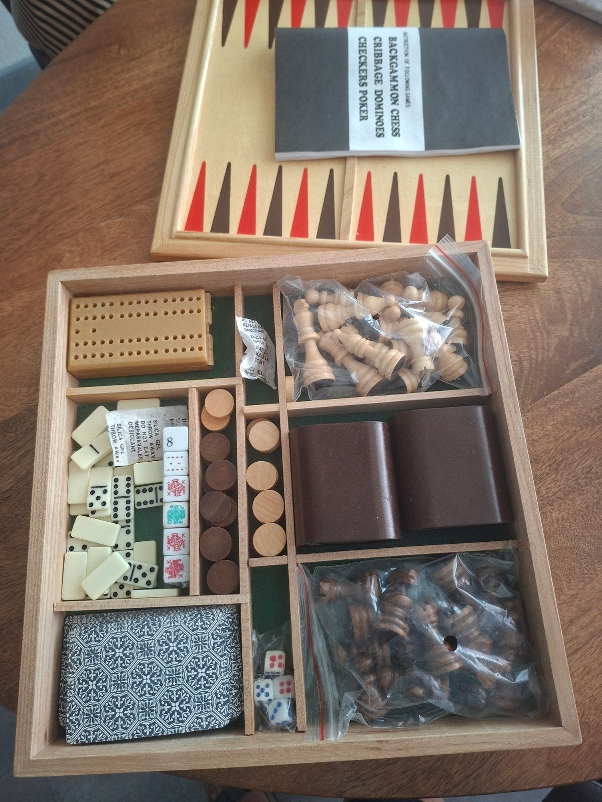 Houten Spellen Doos - Backgammon, Schaken, Dammen, Domino, Een of twee spelers, Ophalen, Nieuw