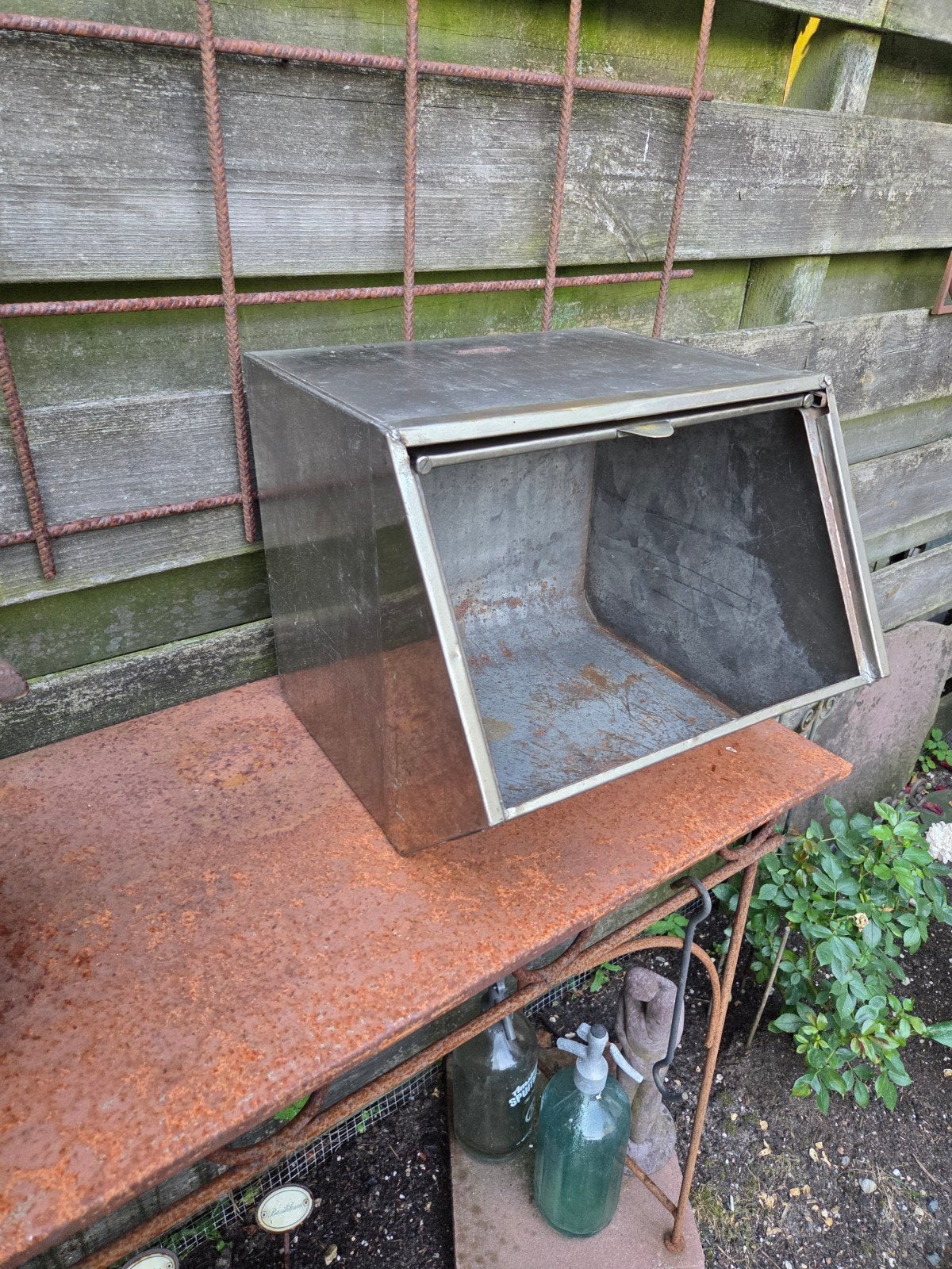 Brocante toonbank vitrinekastje., Ophalen