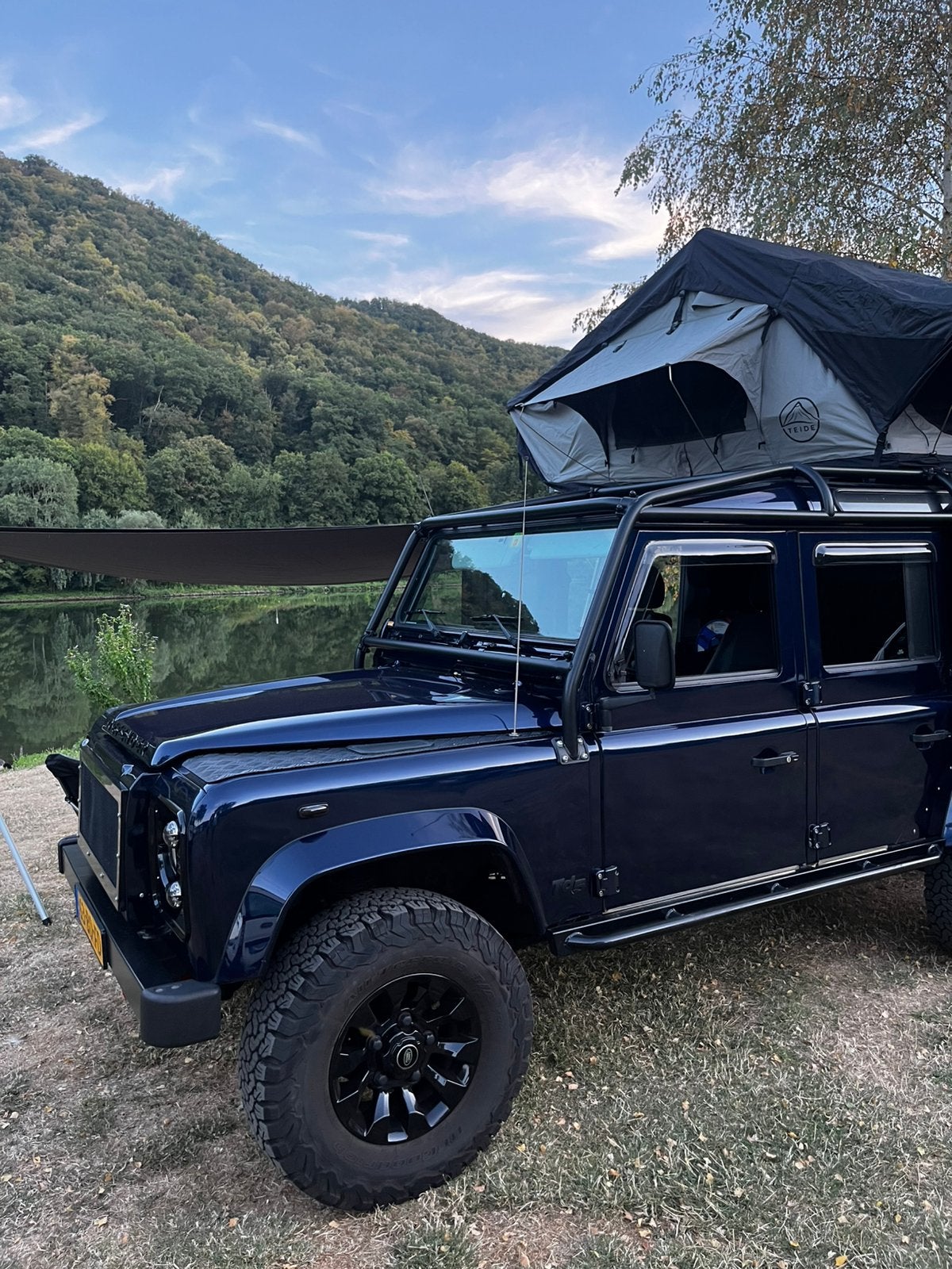 Land Rover Defender 110 TD5 HR 4WD 2002 Airco, Land Rover, Zwart, 2495 cc, Blauw