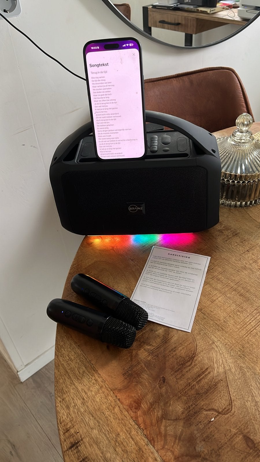 Brainz Karaoke Speaker XXL met 2 microfoons, Ophalen of Verzenden, Zo goed als nieuw, Complete set
