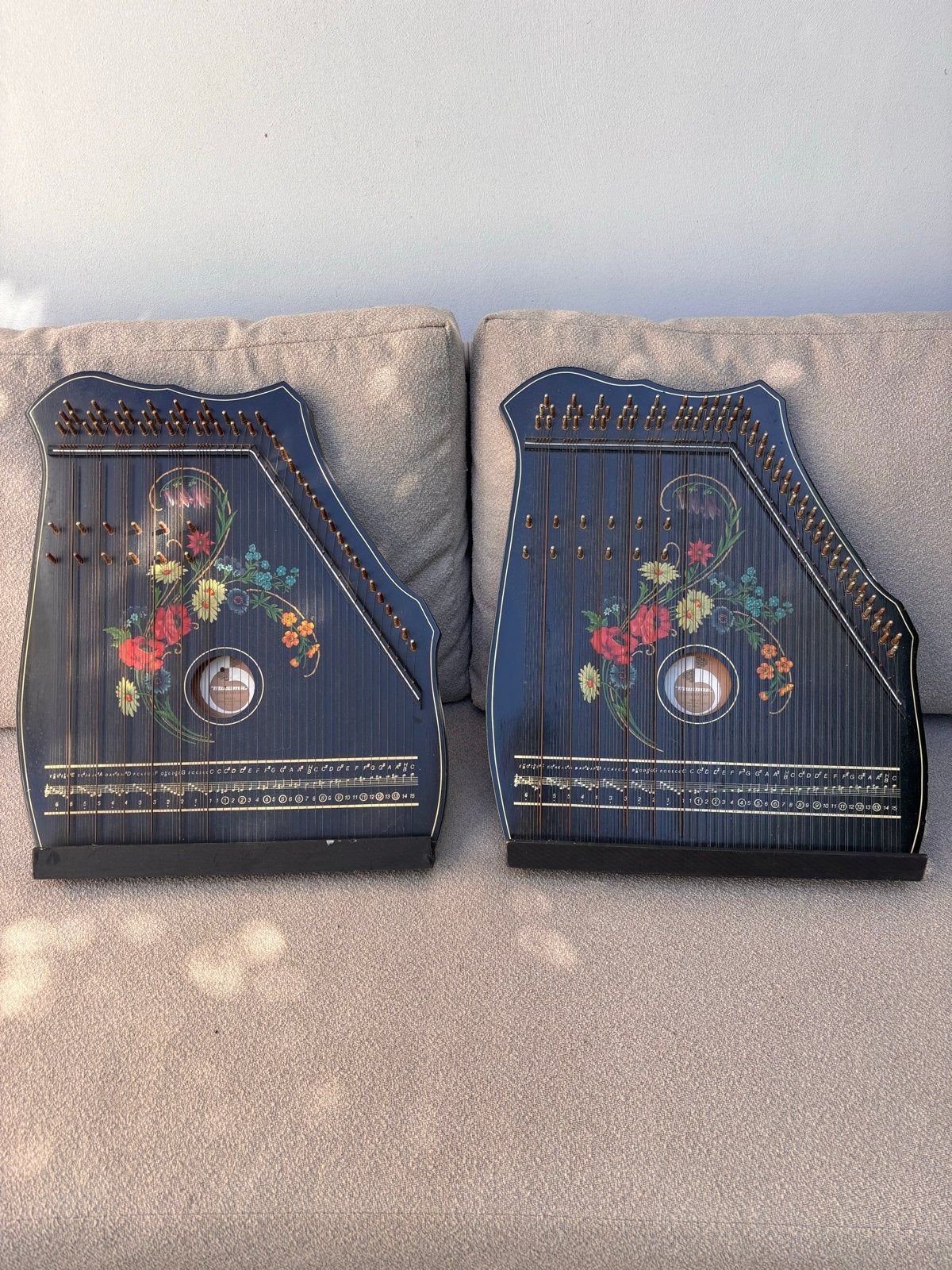 Twee vintage tafelharpen/citers met bloemmotief; Musima DDR, Muziek en Instrumenten, Ophalen of Verzenden, Gebruikt, Citer