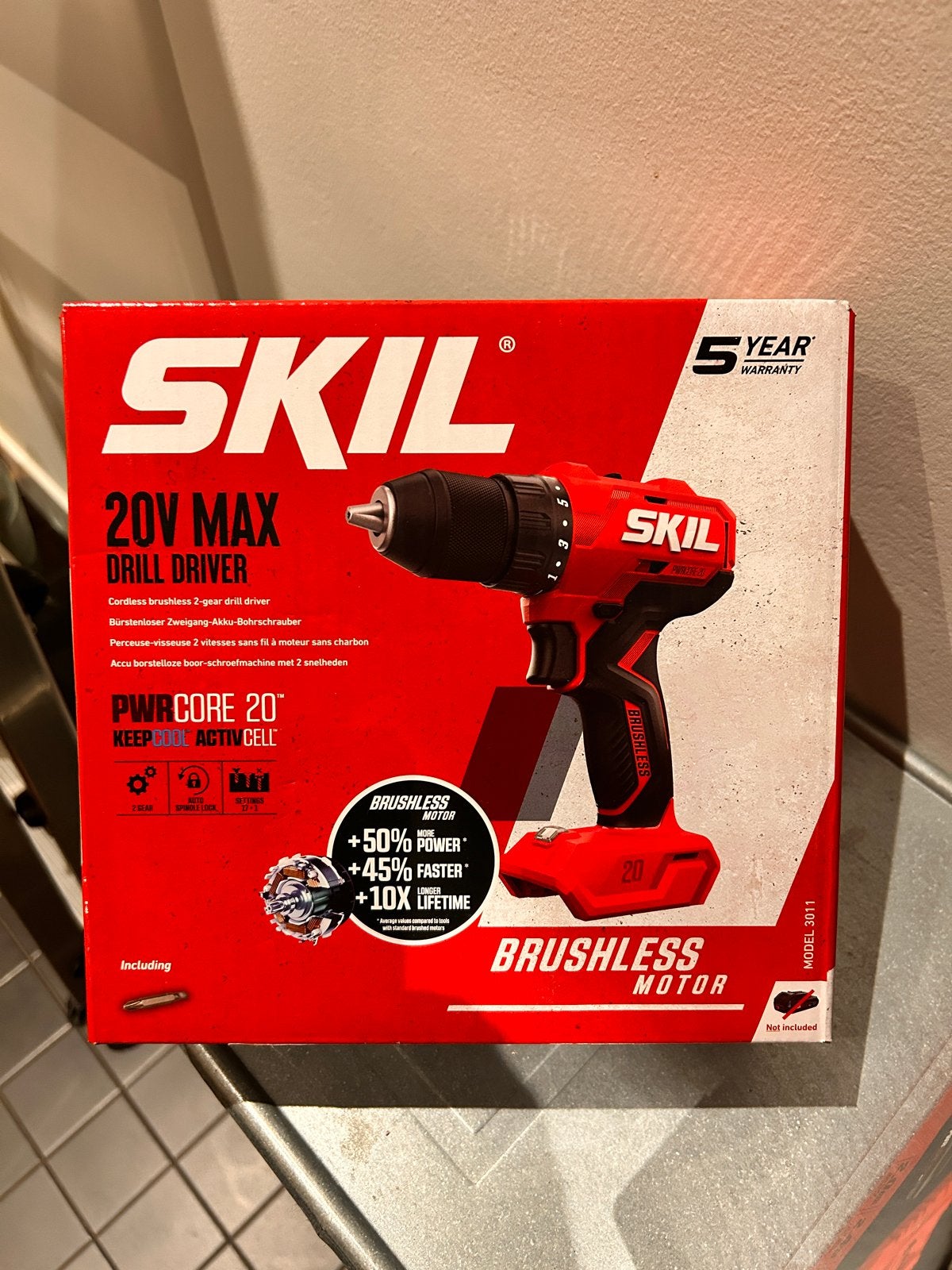 SKIL 20V MAX Brushless Boor-/Schroefmachine - Nieuw in doos, Ophalen of Verzenden, Nieuw, Boor- en Schroefmachine, Variabele snelheid