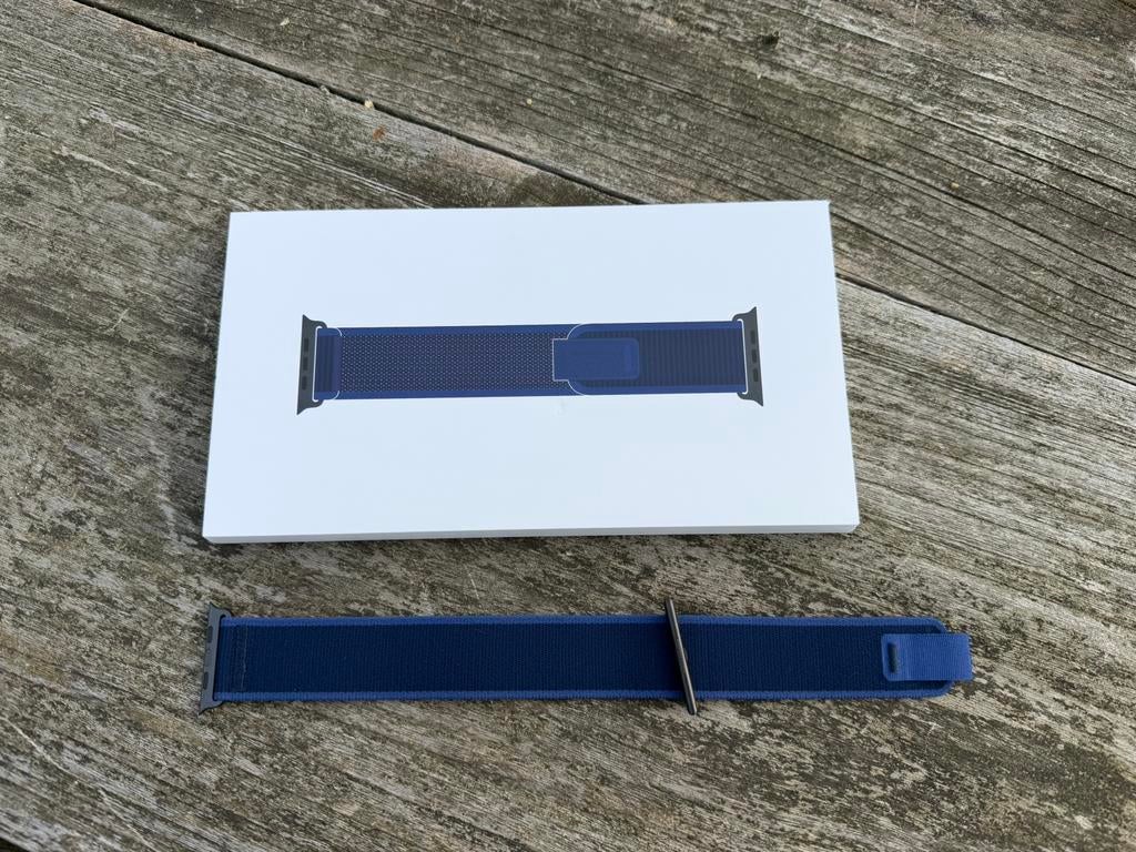 Apple Trail loop - Blauw (49 mm) - M/L - Black titanium, Ophalen of Verzenden, Zo goed als nieuw, Blauw, IOS