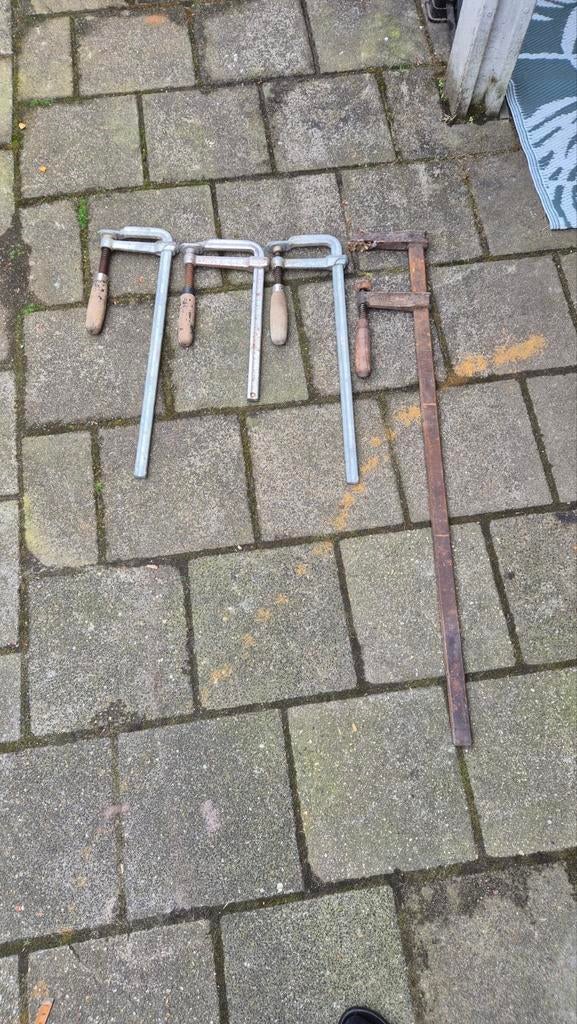 4 degelijke lijmklemmen, Ophalen, 250 mm of meer